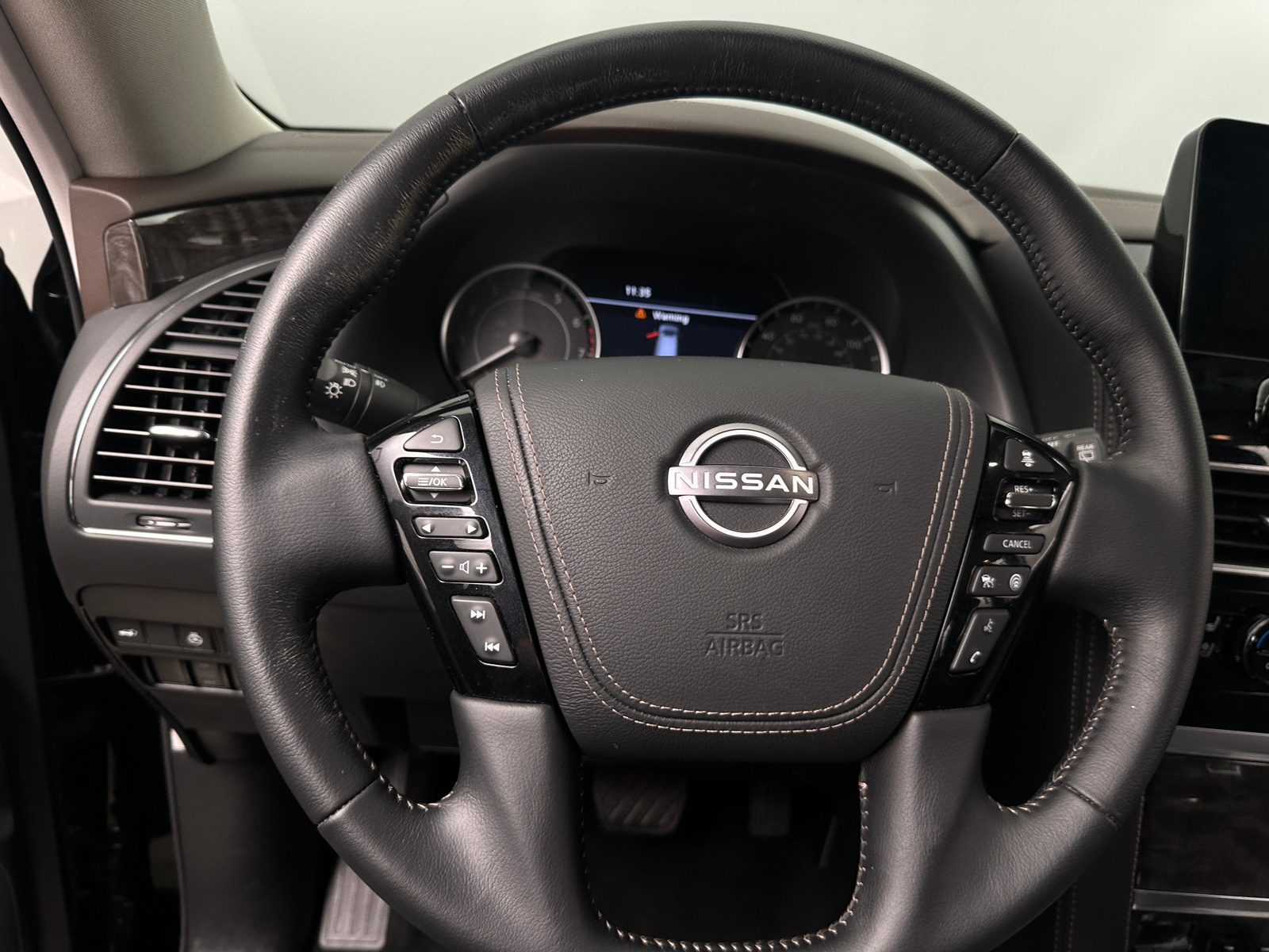 Thumbnail: 2024 Nissan Armada - 4