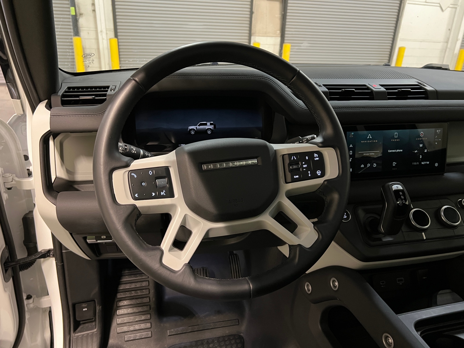 Thumbnail: 2024 Land Rover Defender - 4