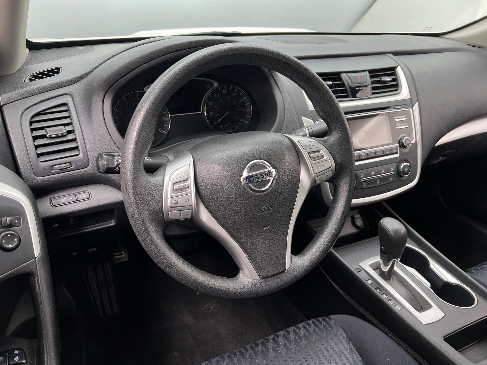Thumbnail: 2018 Nissan Altima - 5