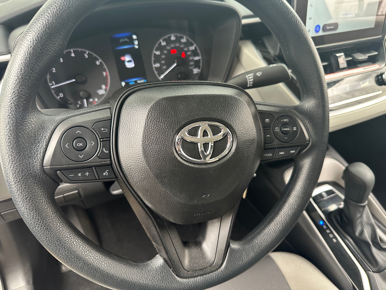 Thumbnail: 2025 Toyota Corolla - 5