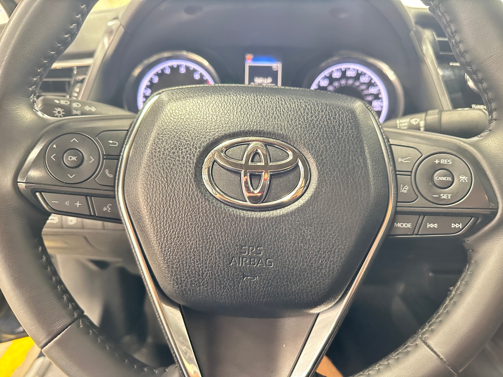 Thumbnail: 2018 Toyota Camry - 4