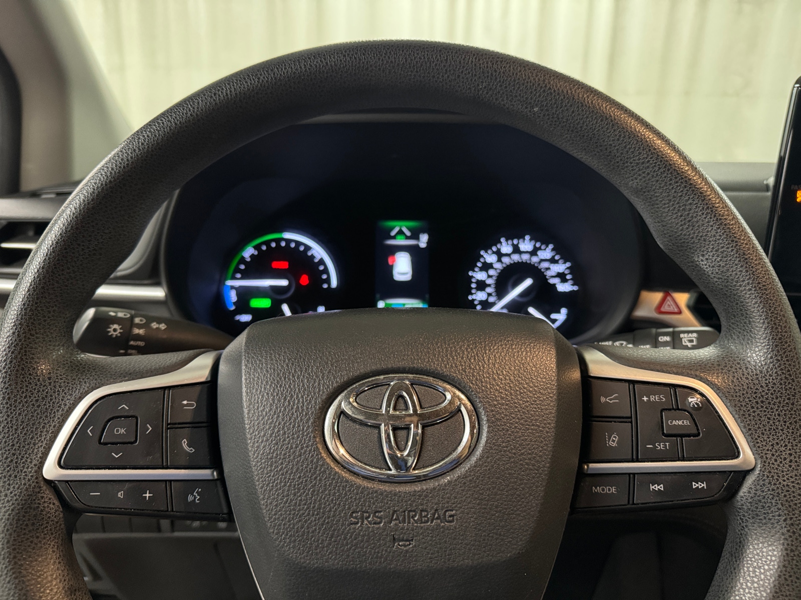 Thumbnail: 2021 Toyota Sienna - 5