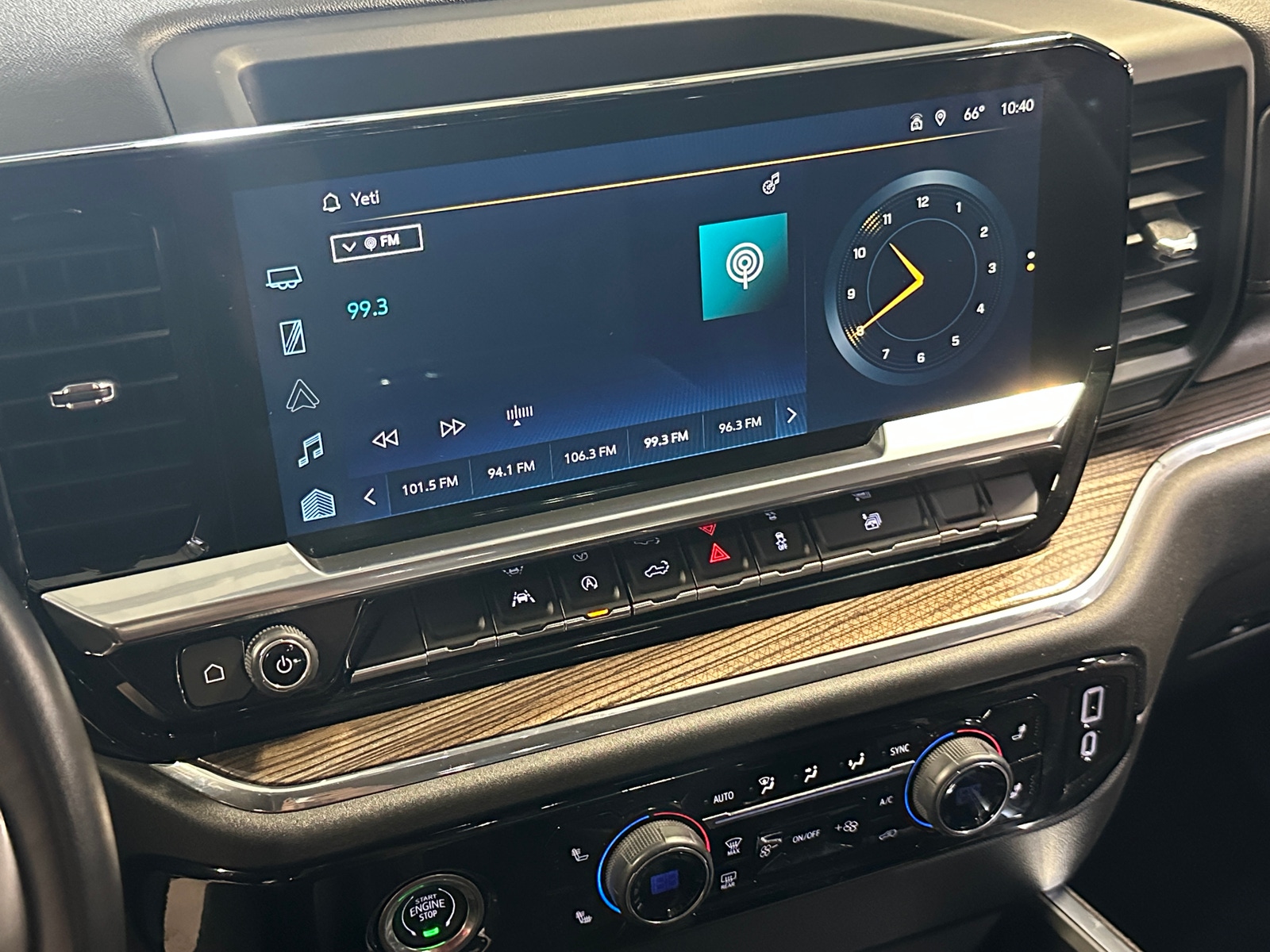 Thumbnail: 2023 Chevrolet Silverado 1500 - 4