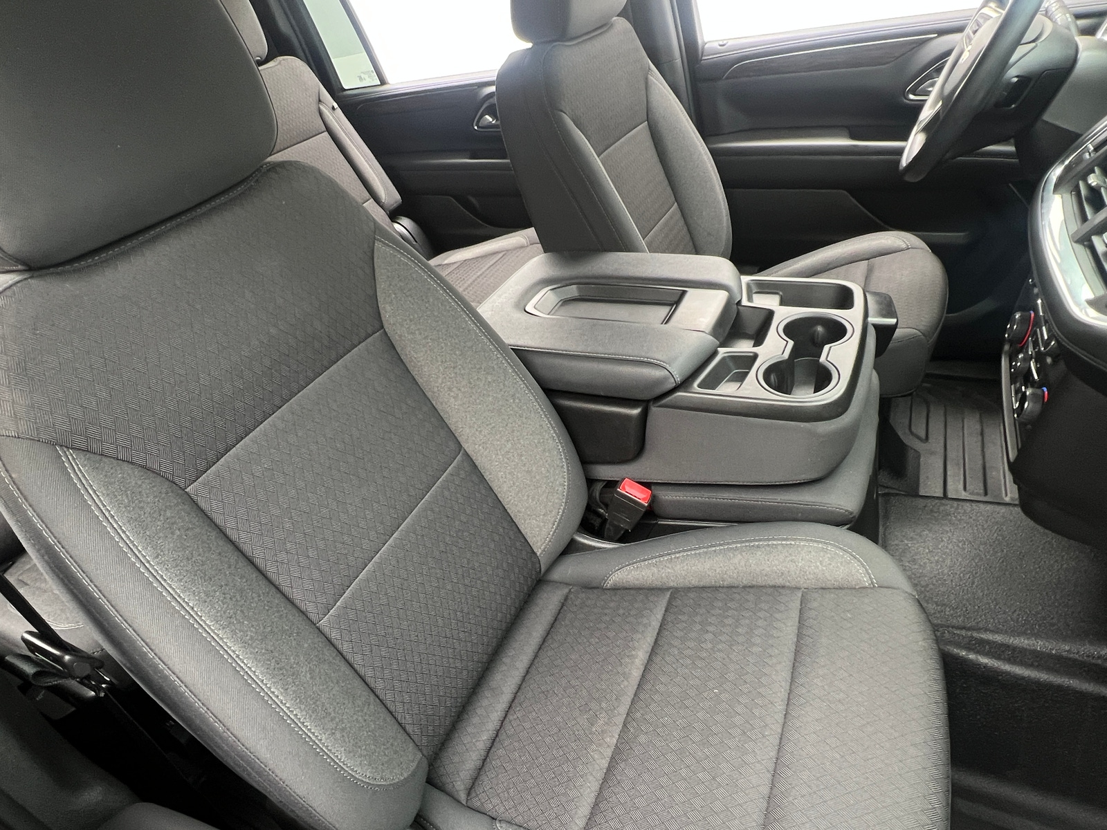 Thumbnail: 2022 Chevrolet Suburban - 2