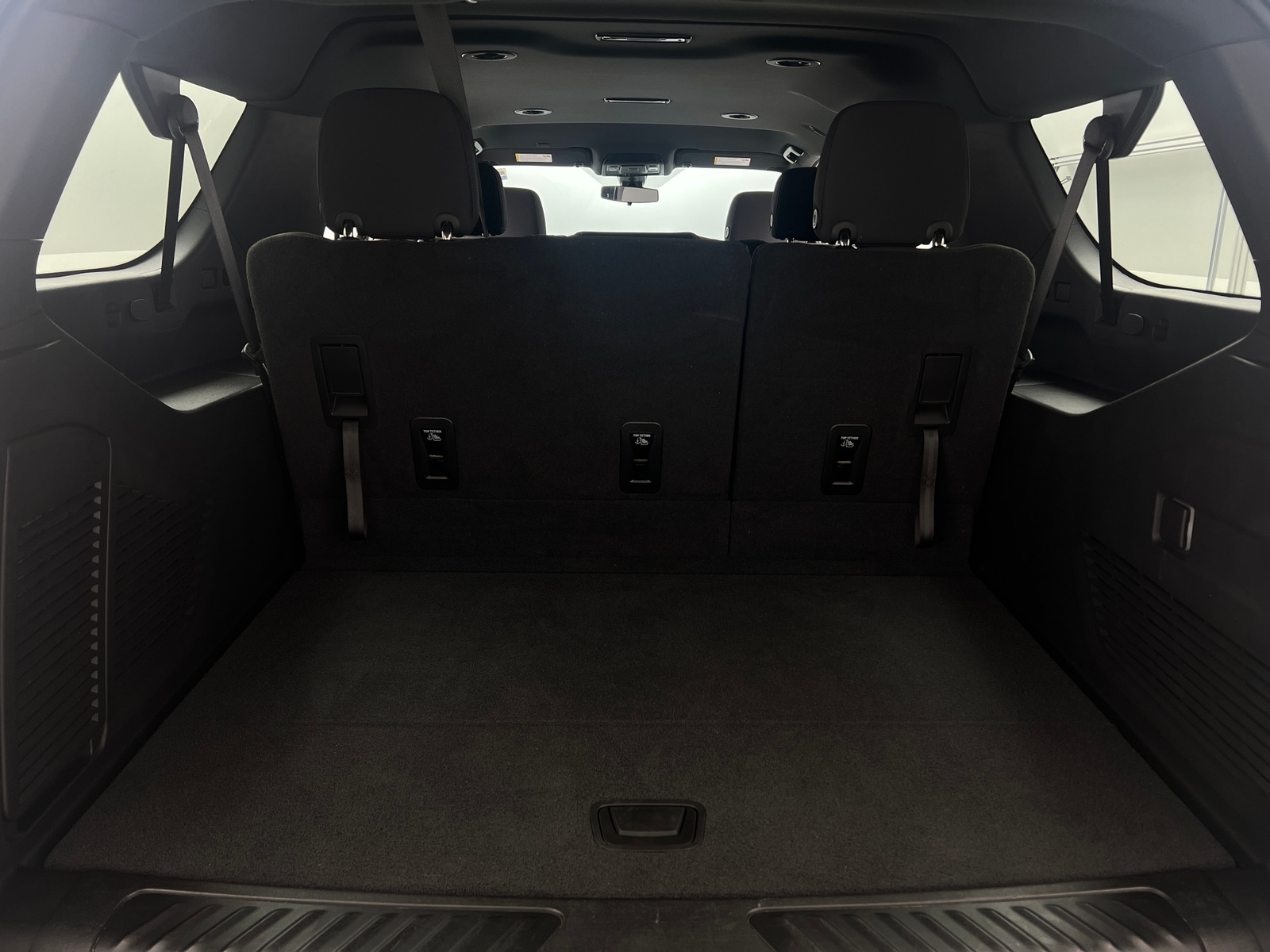 Thumbnail: 2022 Chevrolet Suburban - 7