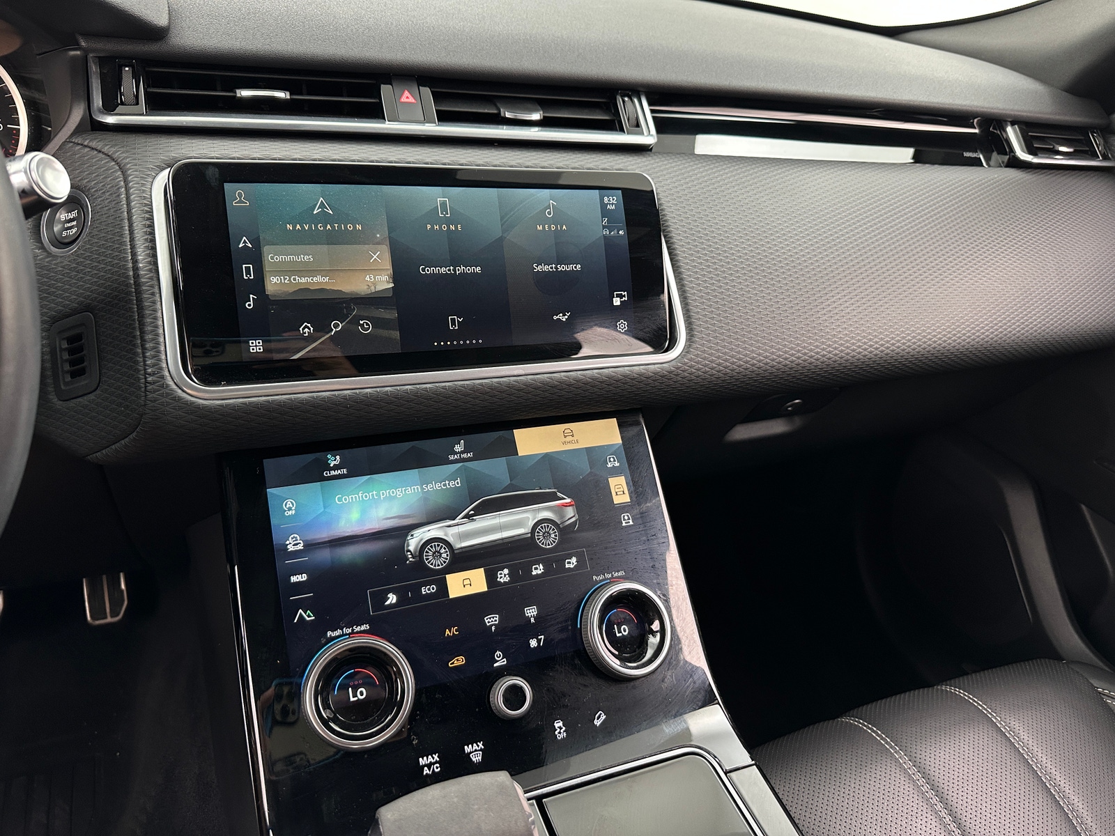 Thumbnail: 2023 Land Rover Range Rover Velar - 3