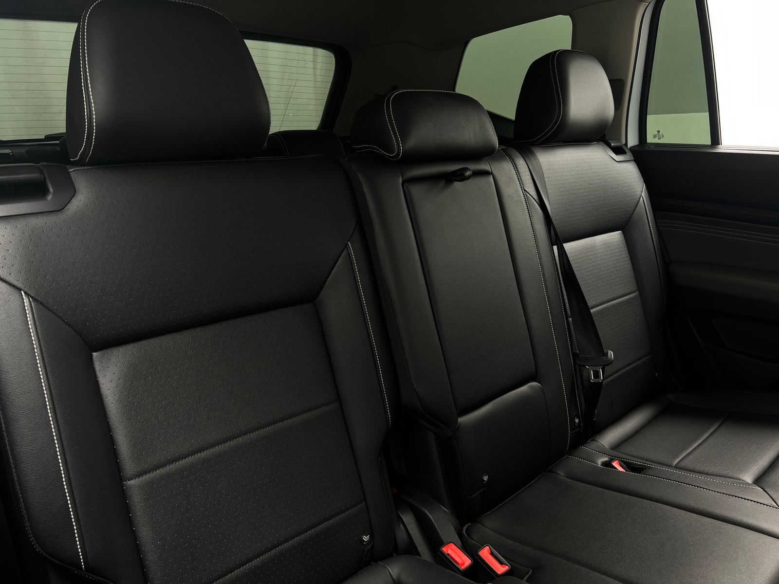 Thumbnail: 2023 Volkswagen Atlas - 5