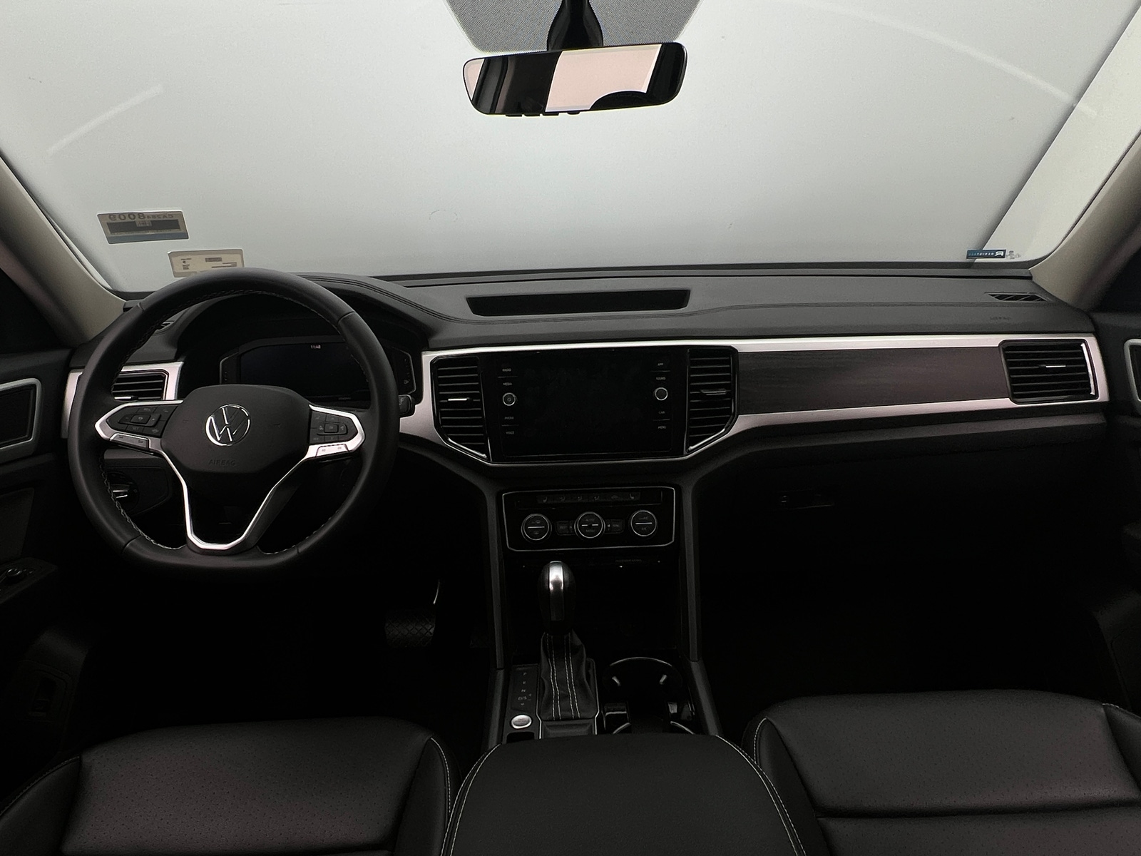 Thumbnail: 2023 Volkswagen Atlas - 2