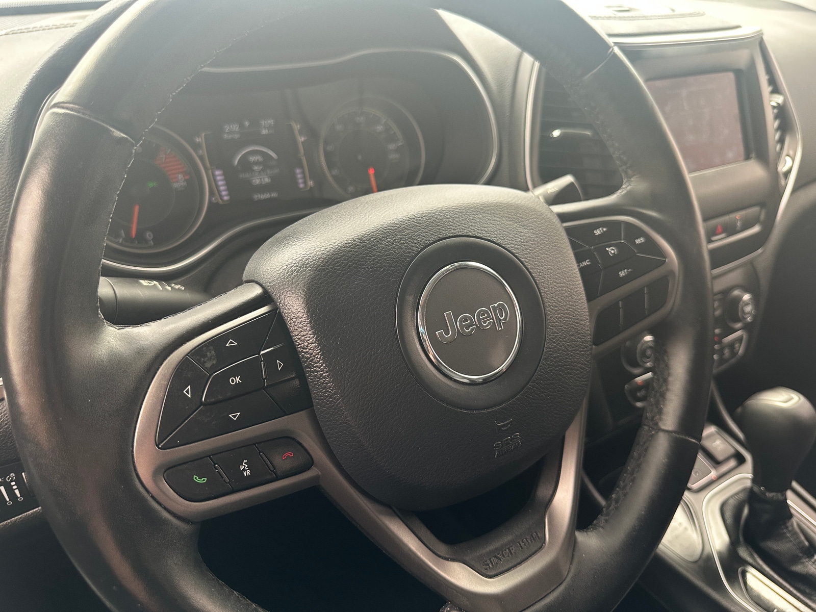 Thumbnail: 2020 Jeep Cherokee - 4