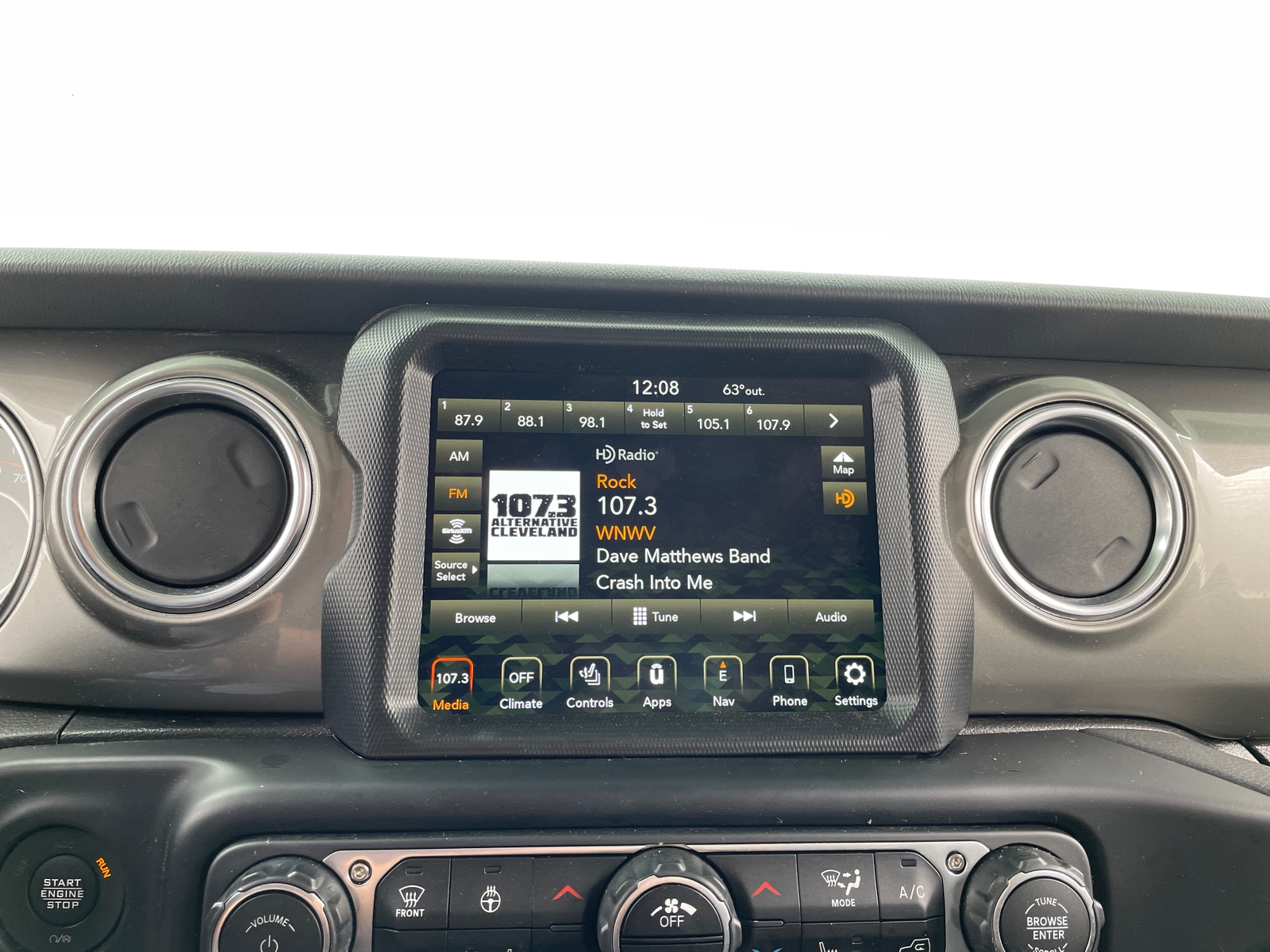 Thumbnail: 2022 Jeep Wrangler - 4