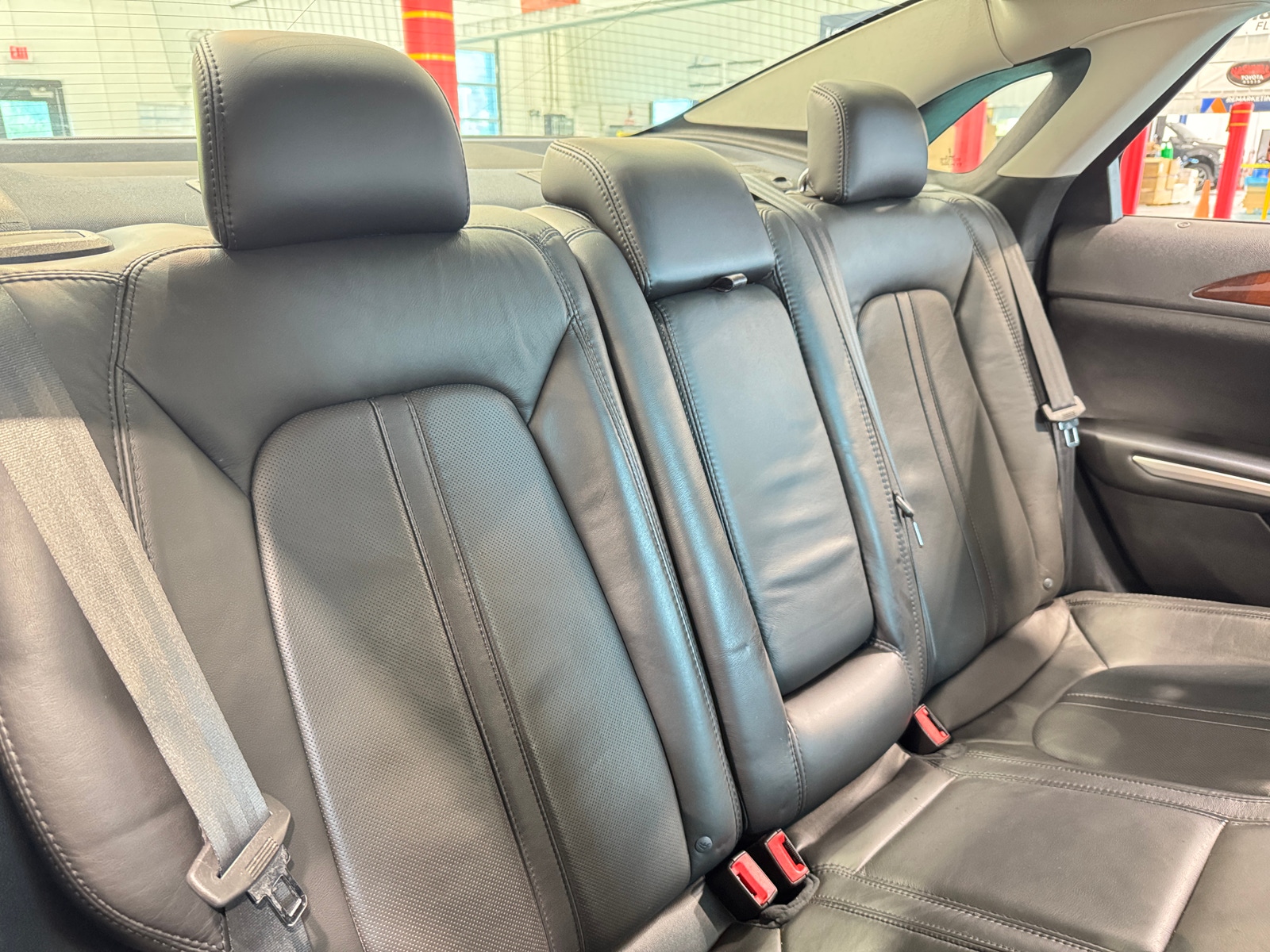 Thumbnail: 2014 Lincoln MKZ - 5