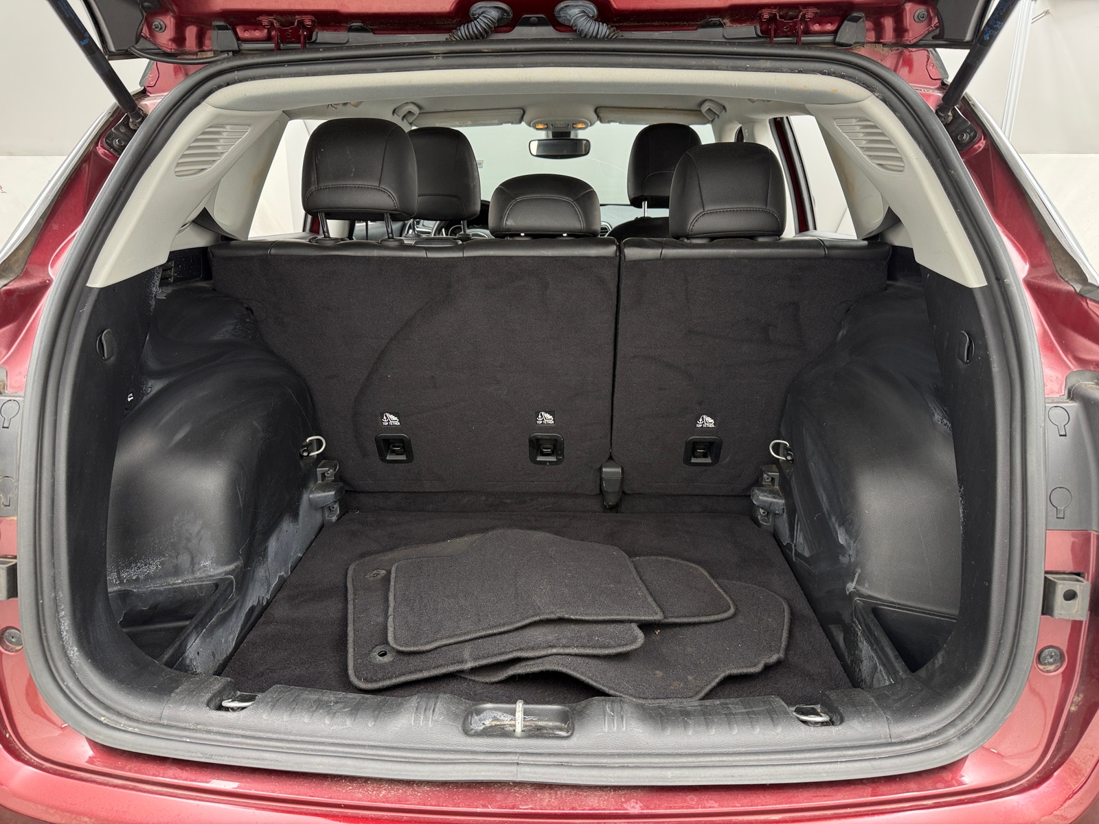 Thumbnail: 2020 Jeep Compass - 6