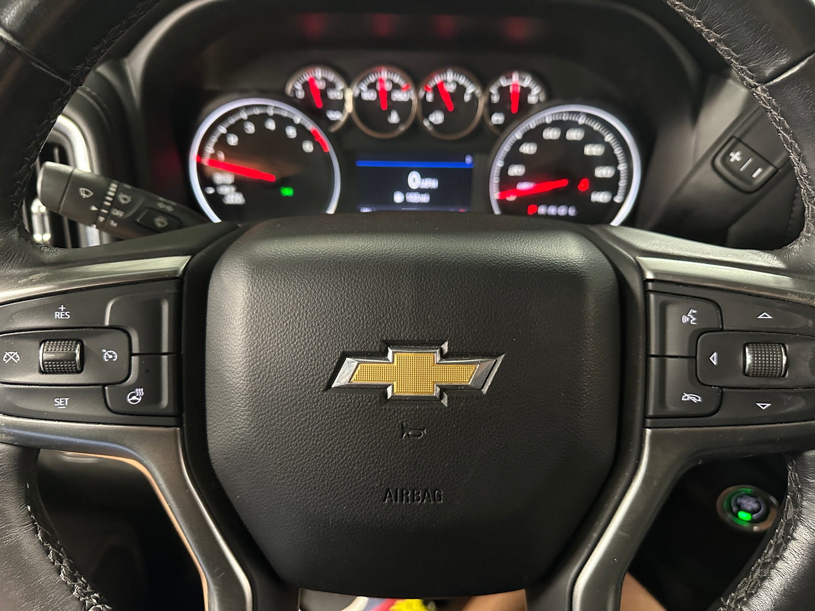 Thumbnail: 2021 Chevrolet Silverado 1500 - 4
