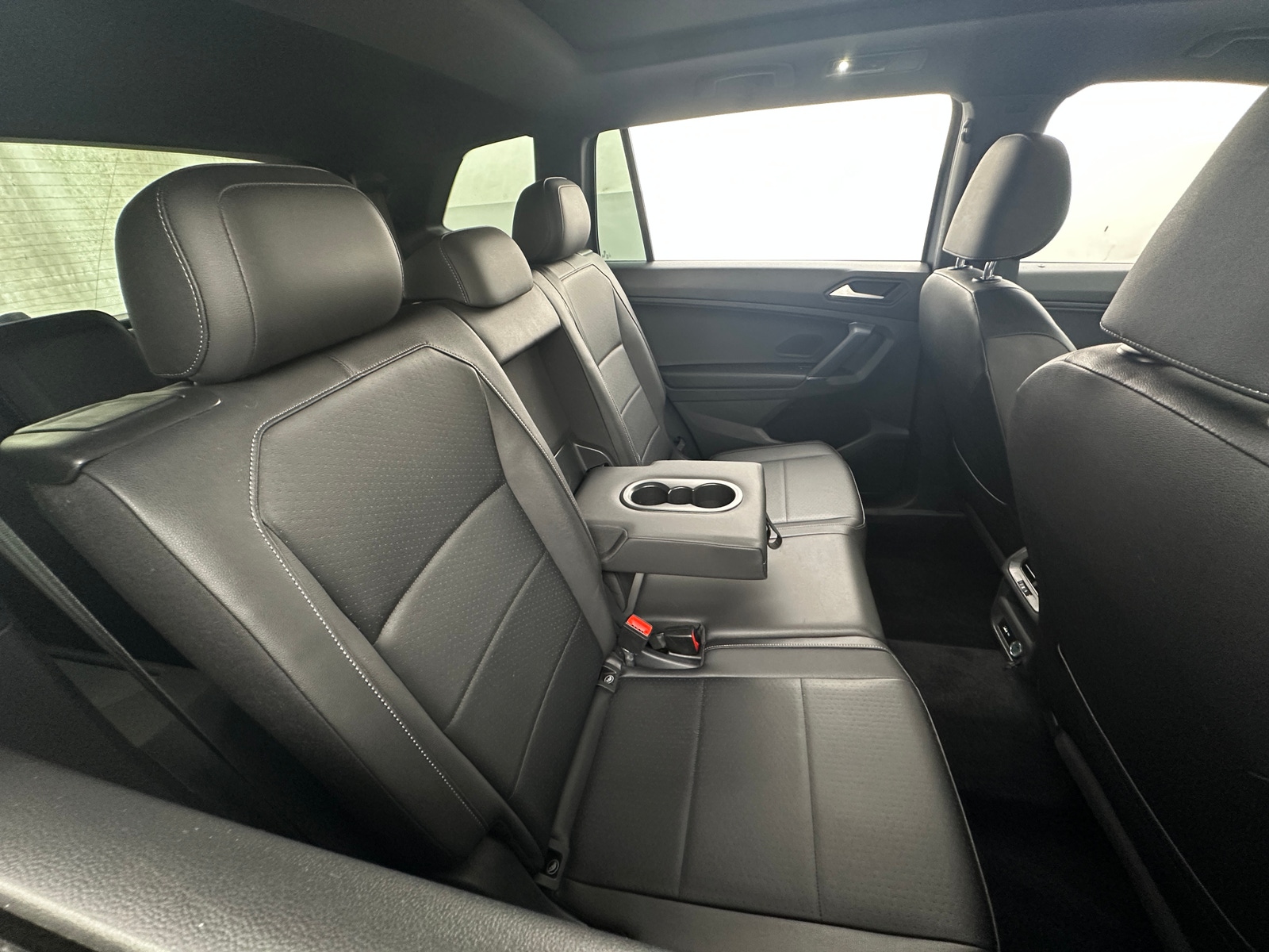 Thumbnail: 2020 Volkswagen Tiguan - 5