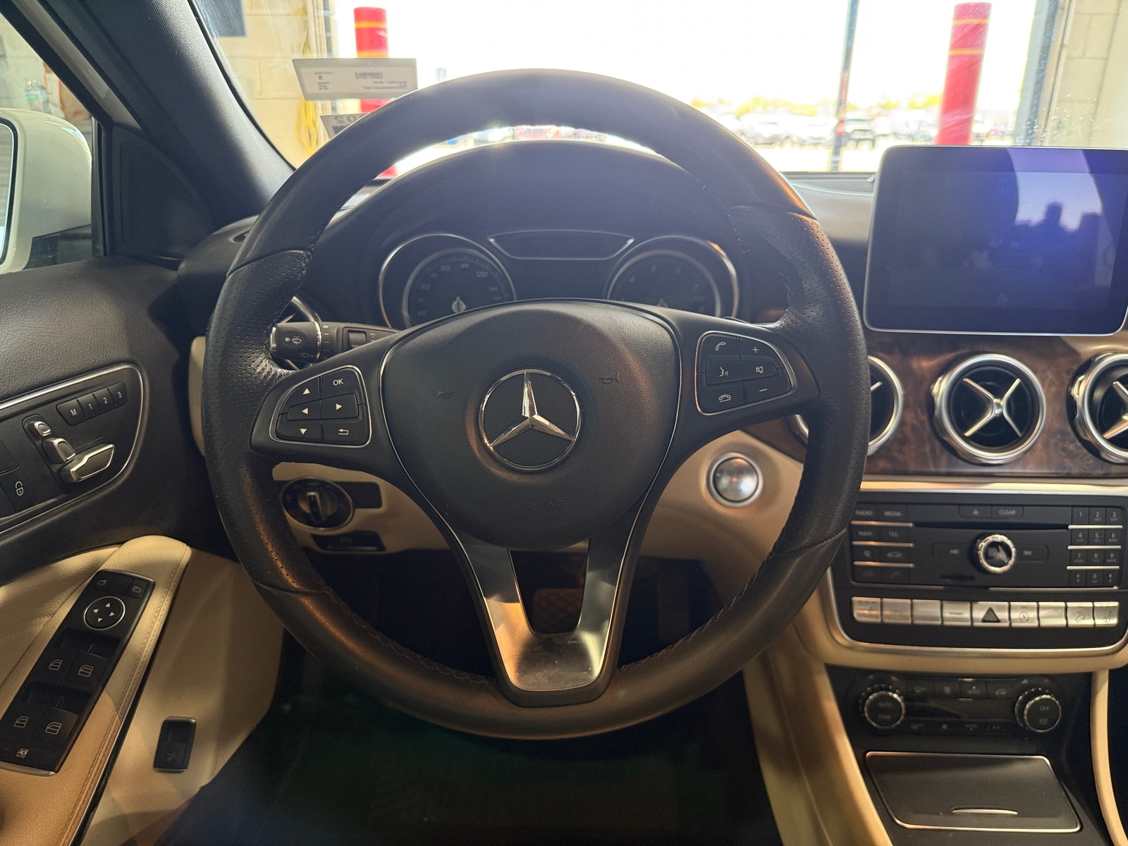 Thumbnail: 2018 Mercedes-Benz GLA - 4