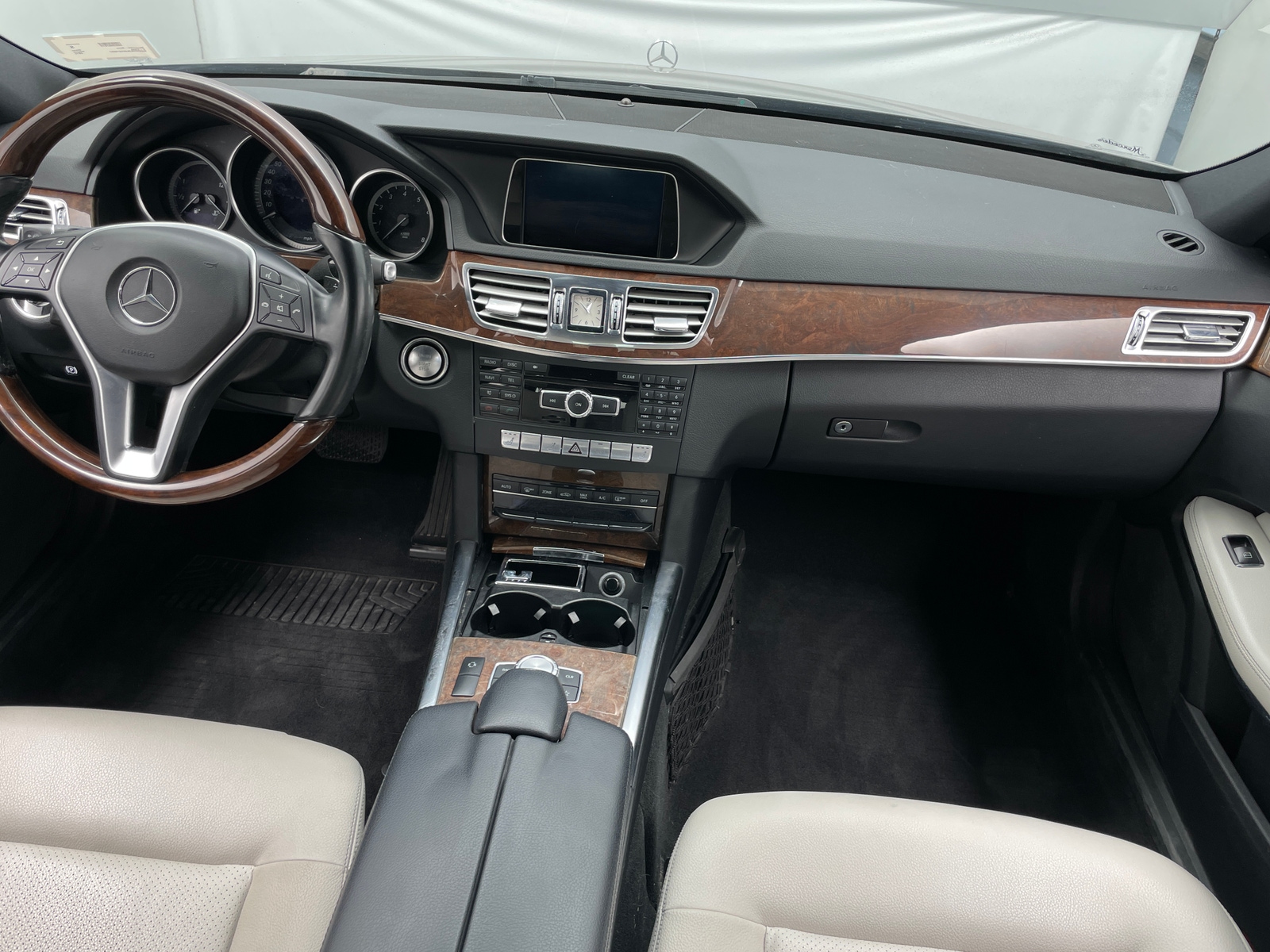 Thumbnail: 2014 Mercedes-Benz E-Class - 2