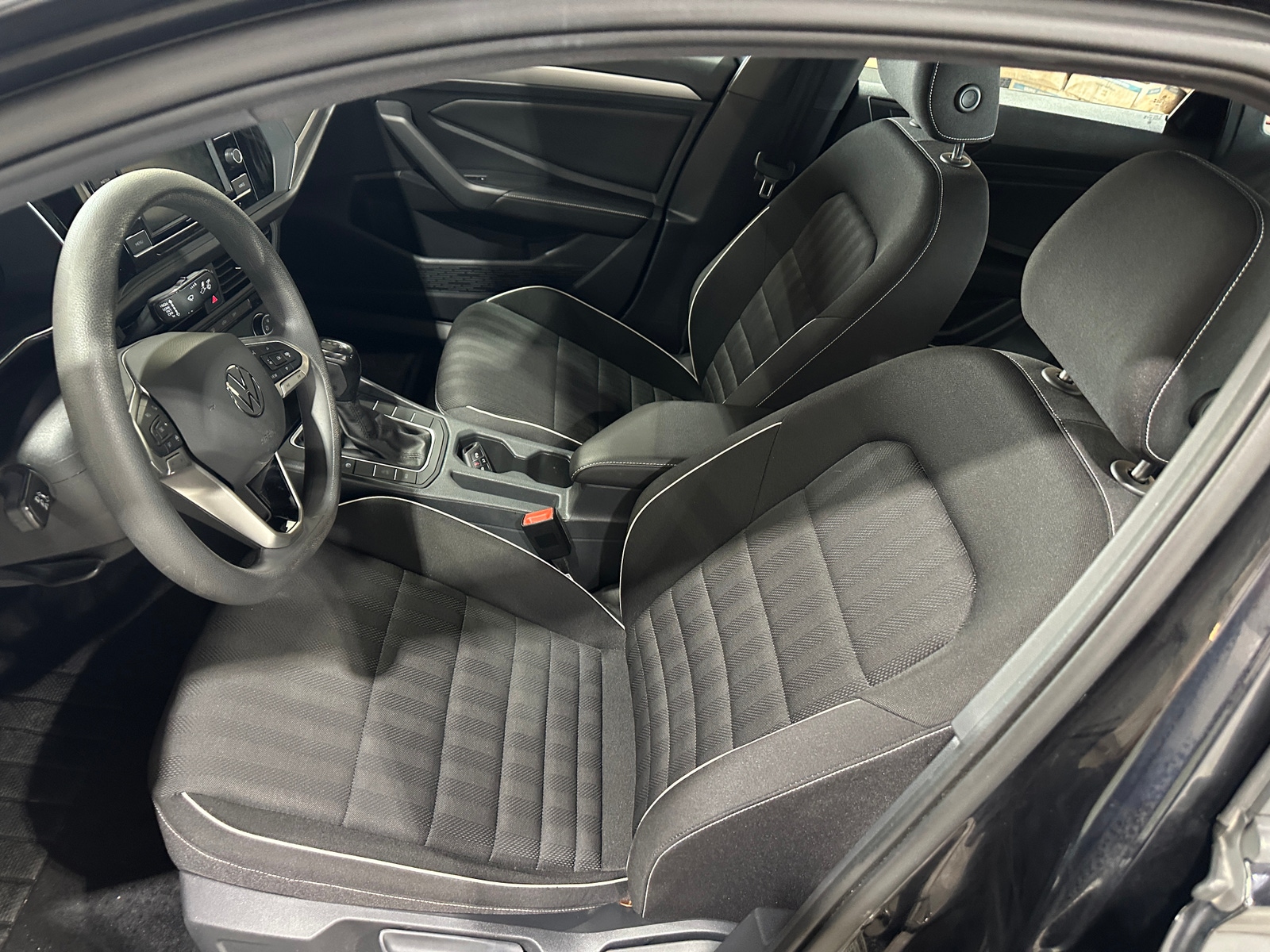 Thumbnail: 2023 Volkswagen Jetta - 2