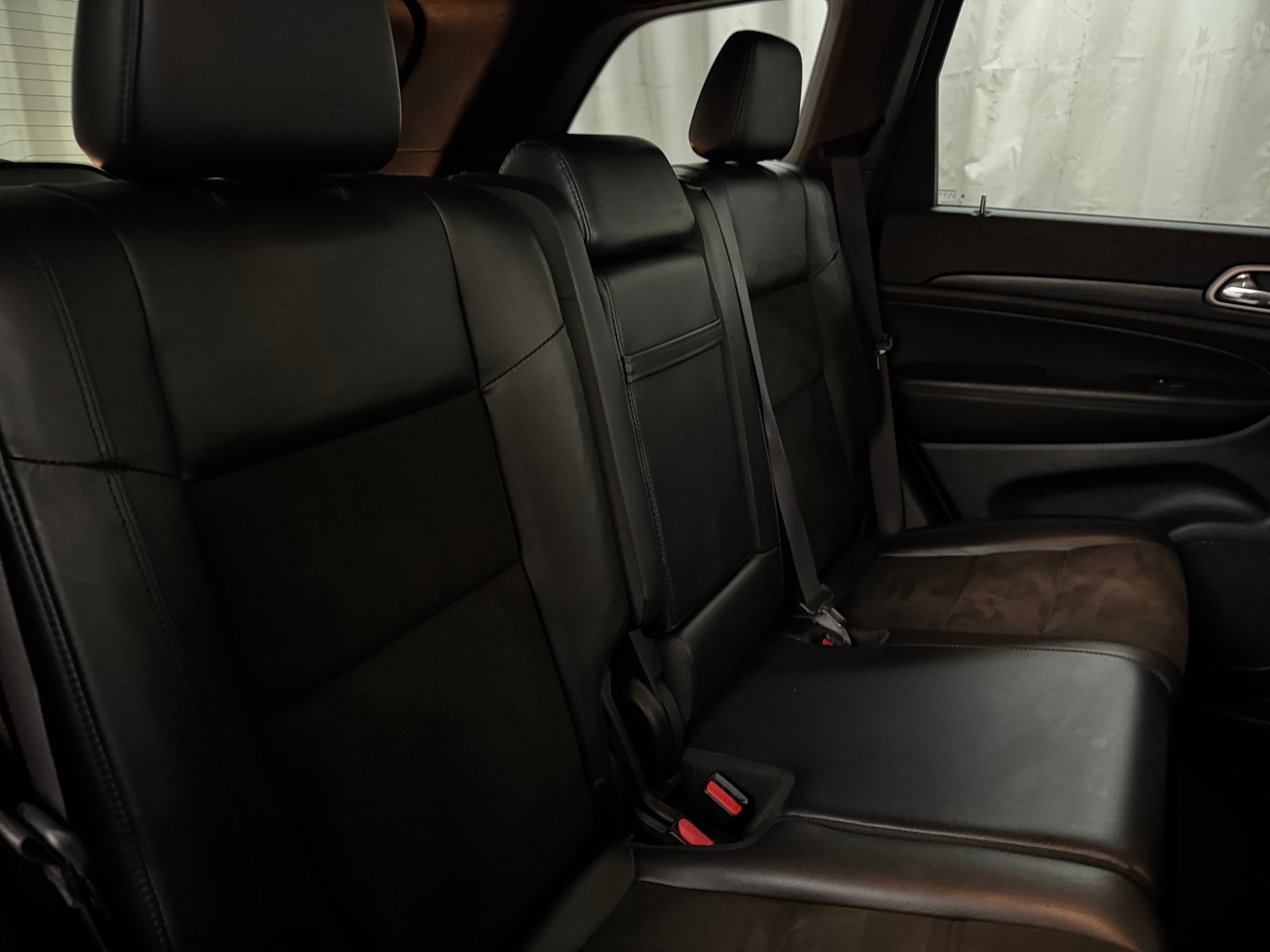 Thumbnail: 2020 Jeep Grand Cherokee - 5