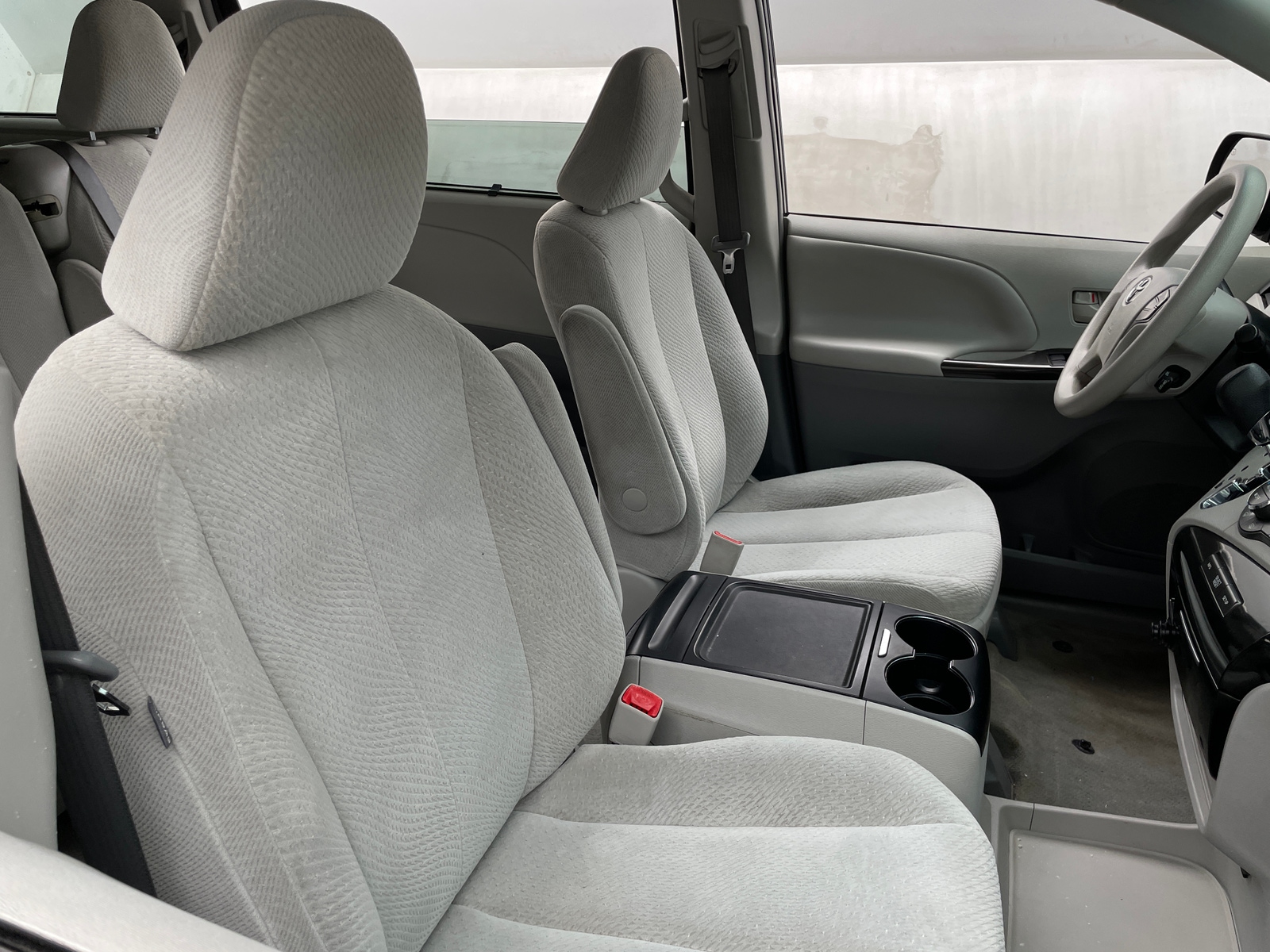 Thumbnail: 2013 Toyota Sienna - 2