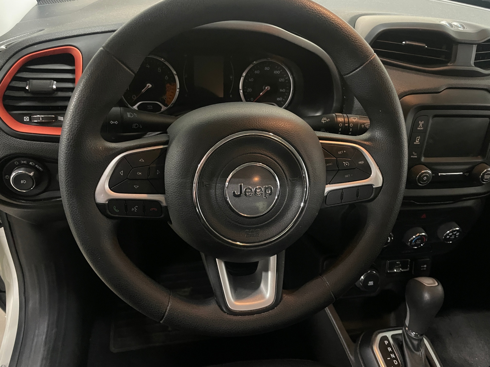 Thumbnail: 2018 Jeep Renegade - 5