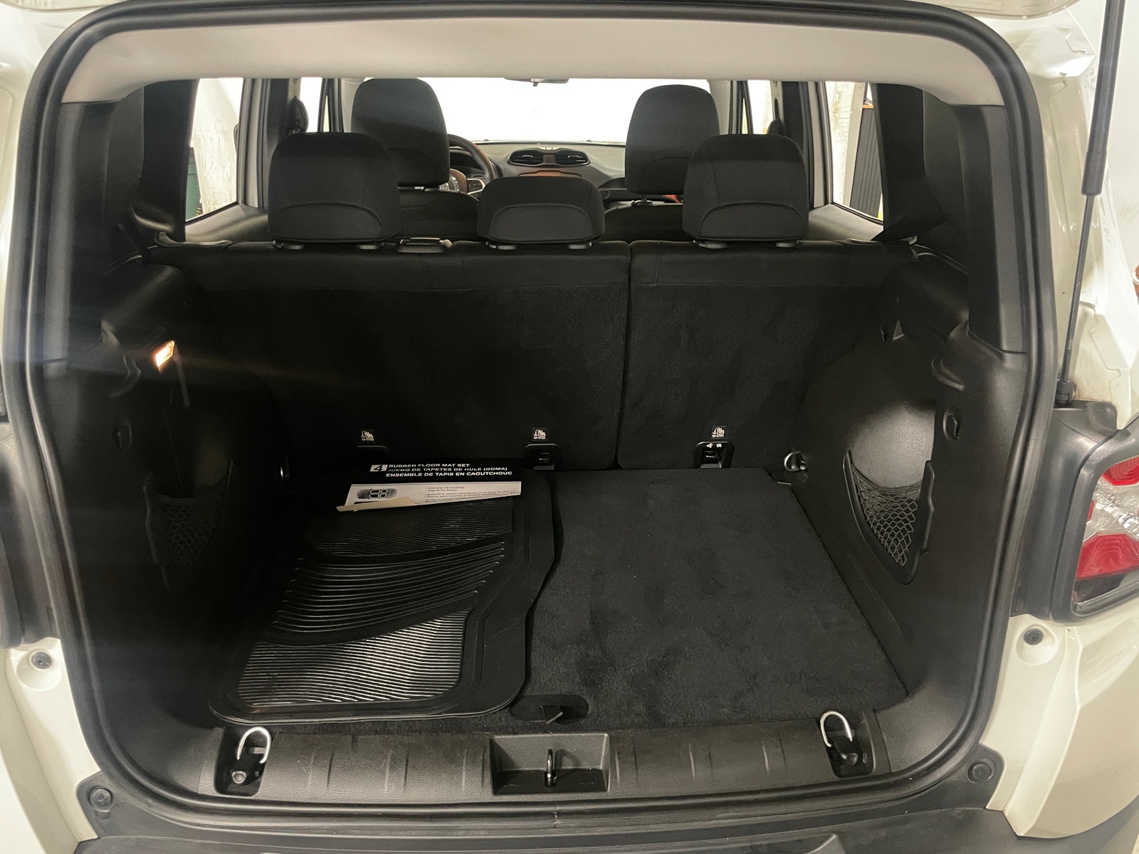 Thumbnail: 2018 Jeep Renegade - 7