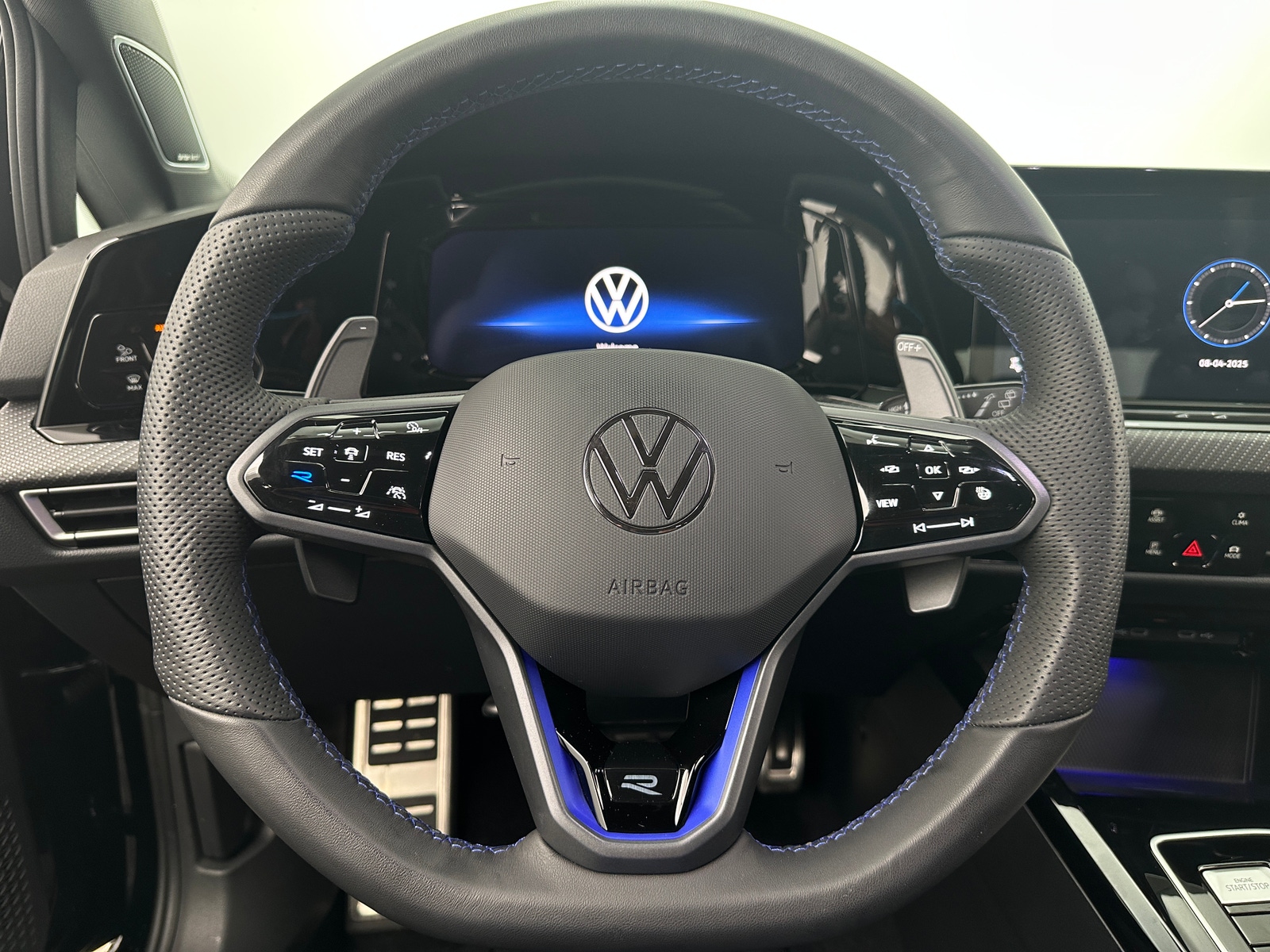Thumbnail: 2024 Volkswagen Golf - 4