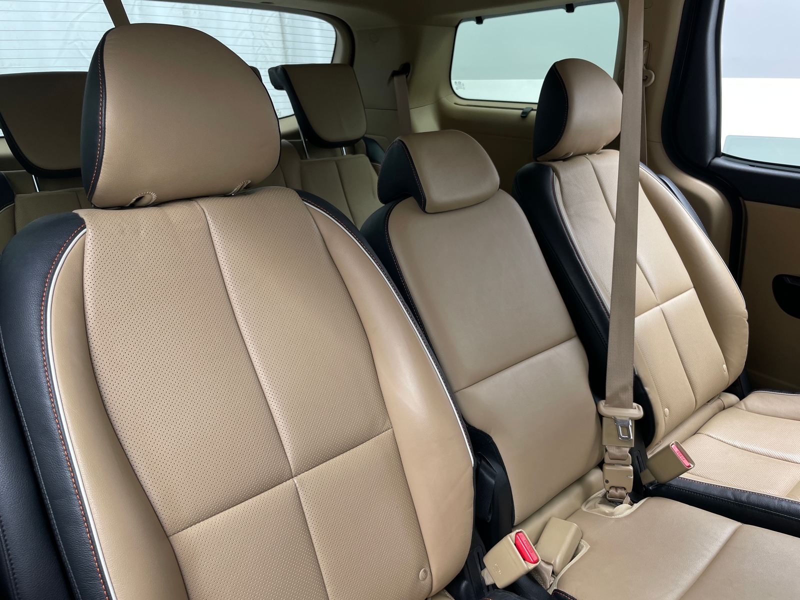 Thumbnail: 2017 Kia Sedona - 5