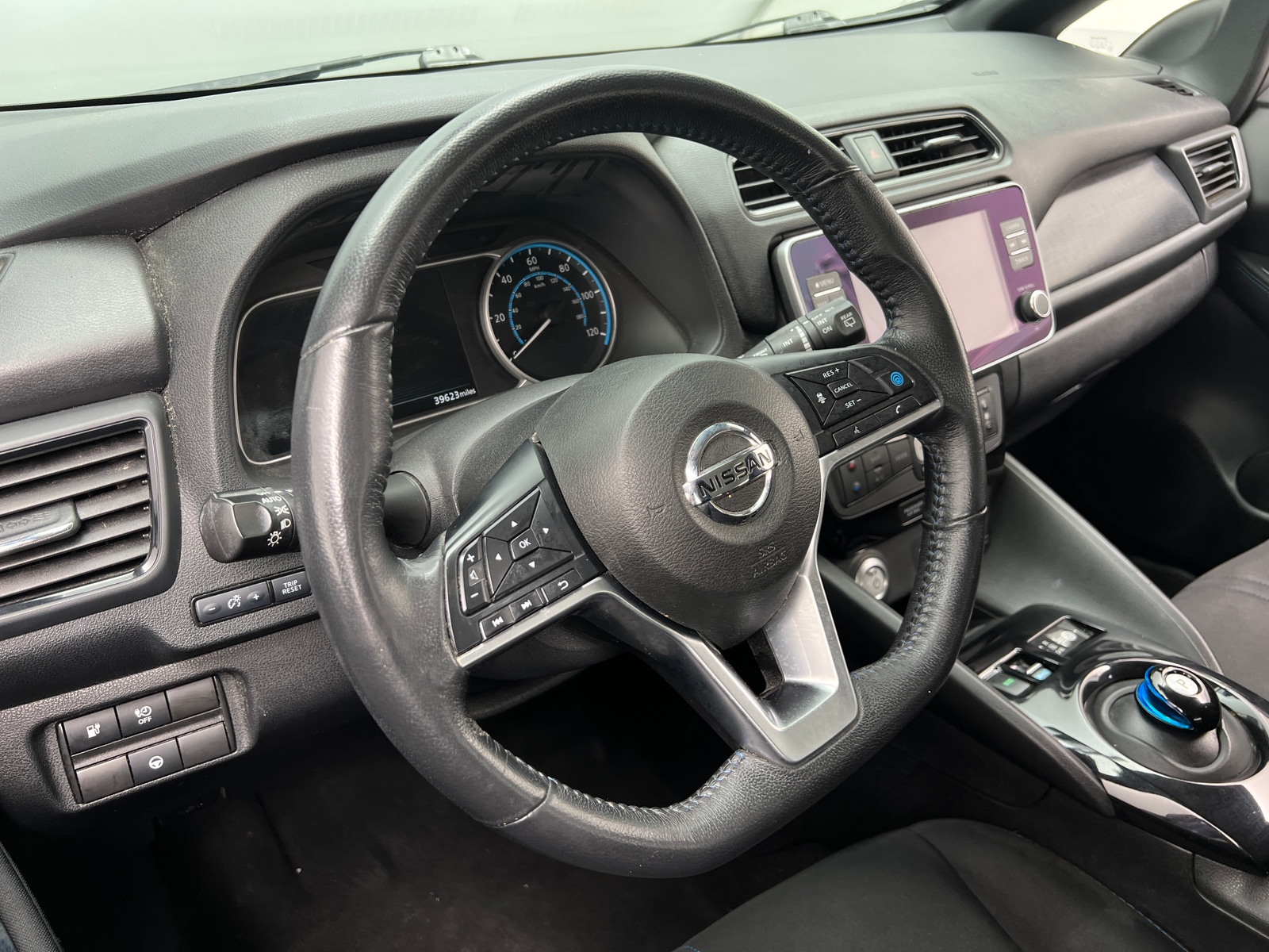 Thumbnail: 2019 Nissan Leaf - 5