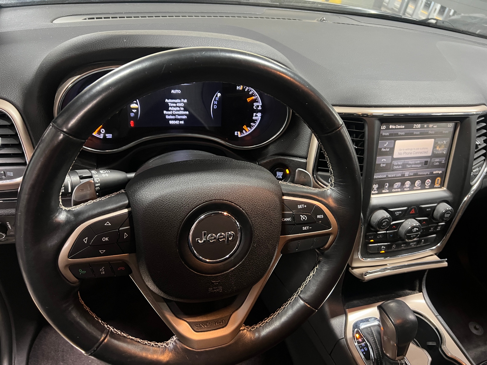 Thumbnail: 2016 Jeep Grand Cherokee - 4