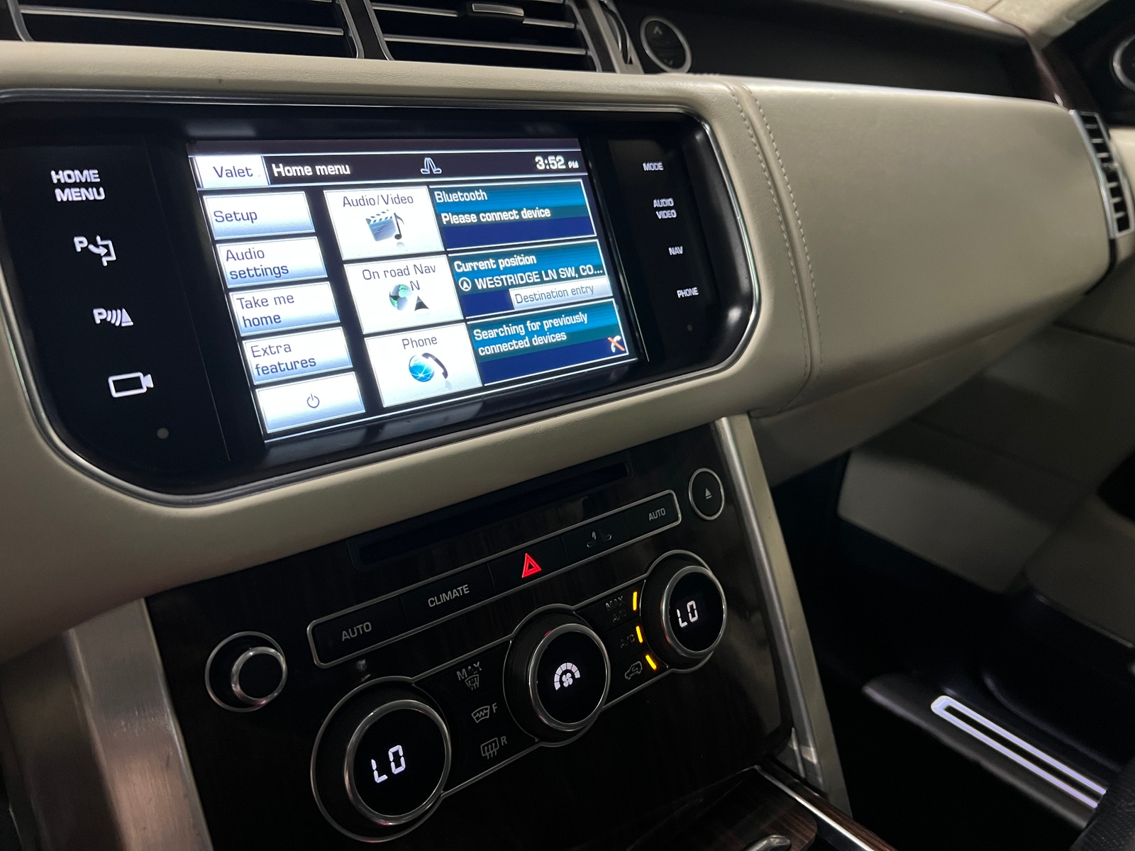 Thumbnail: 2014 Land Rover Range Rover - 3