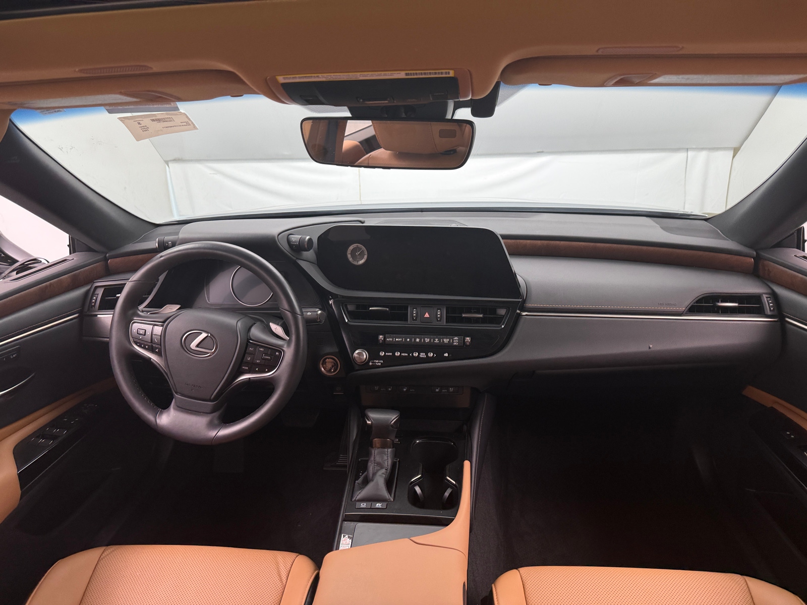 Thumbnail: 2023 Lexus ES - 2