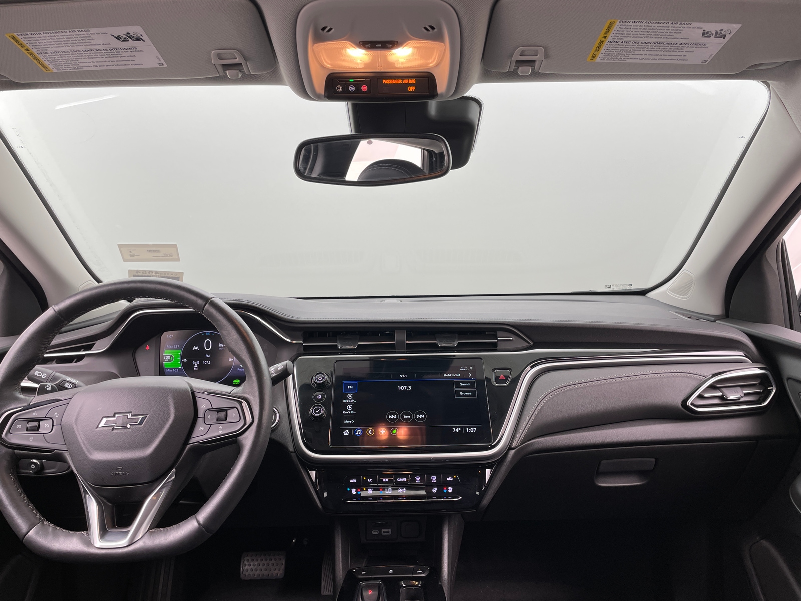 Thumbnail: 2023 Chevrolet Bolt EUV - 2