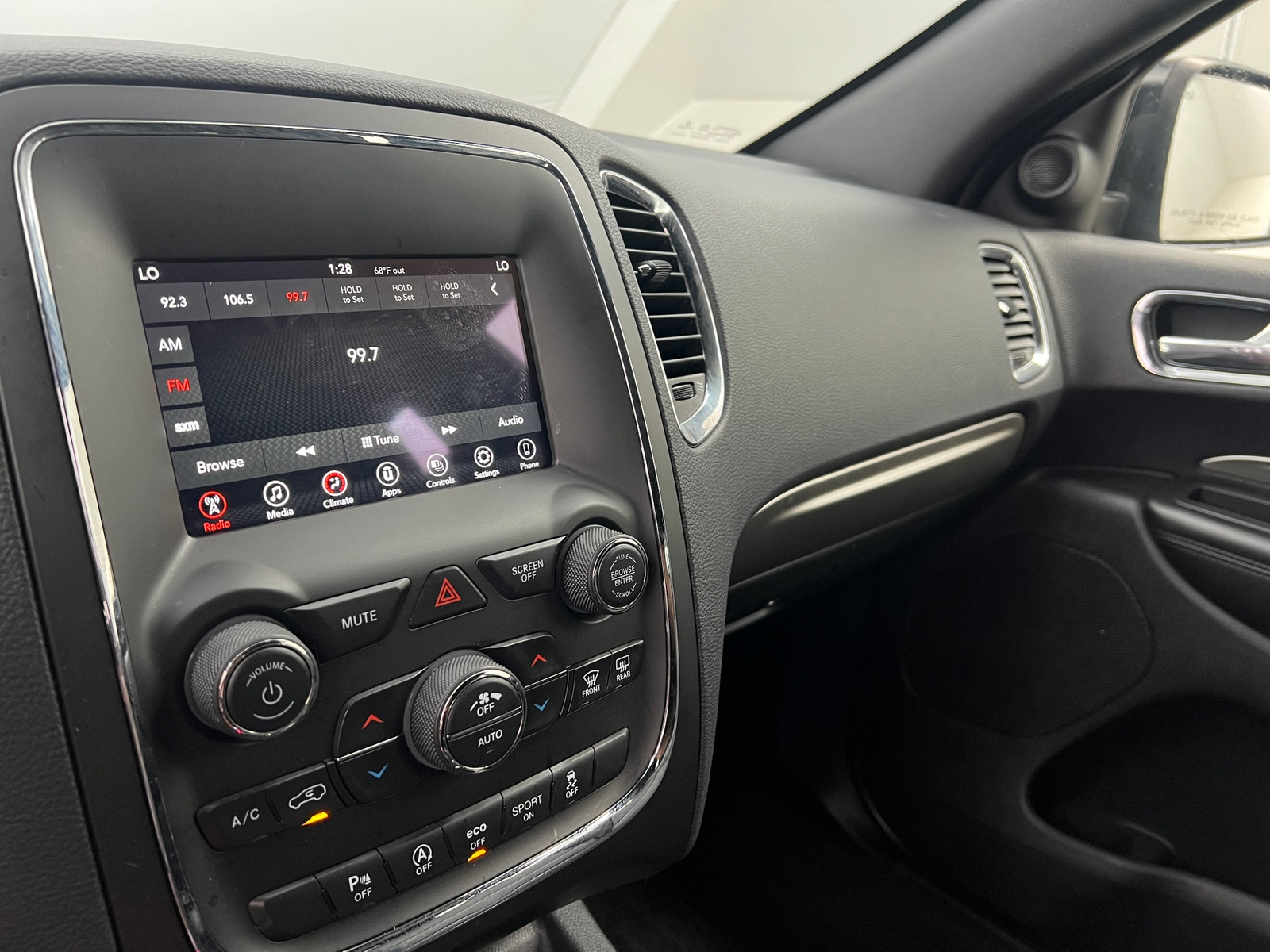 Thumbnail: 2018 Dodge Durango - 4
