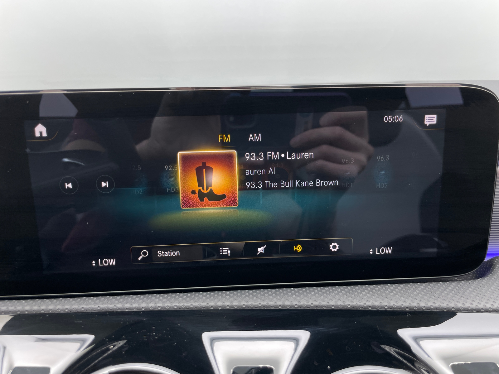 Thumbnail: 2021 Mercedes-Benz A-Class - 3