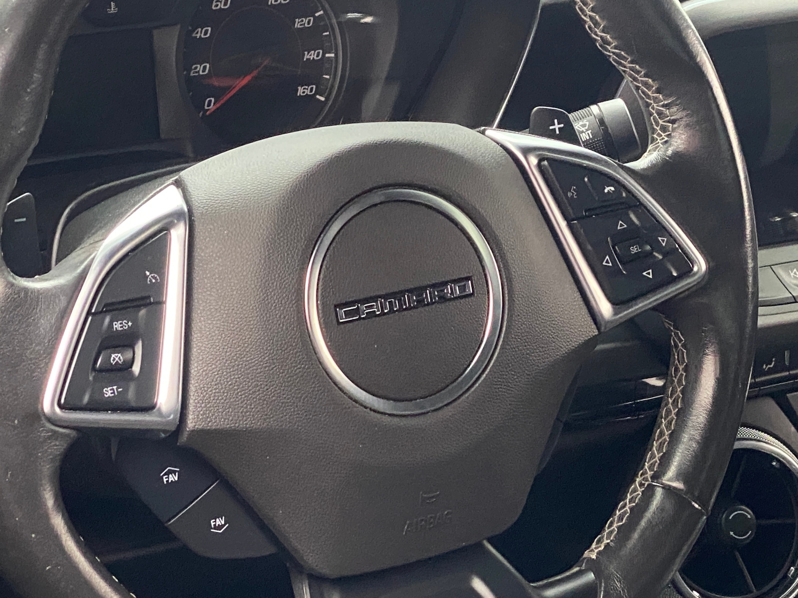 Thumbnail: 2019 Chevrolet Camaro - 4