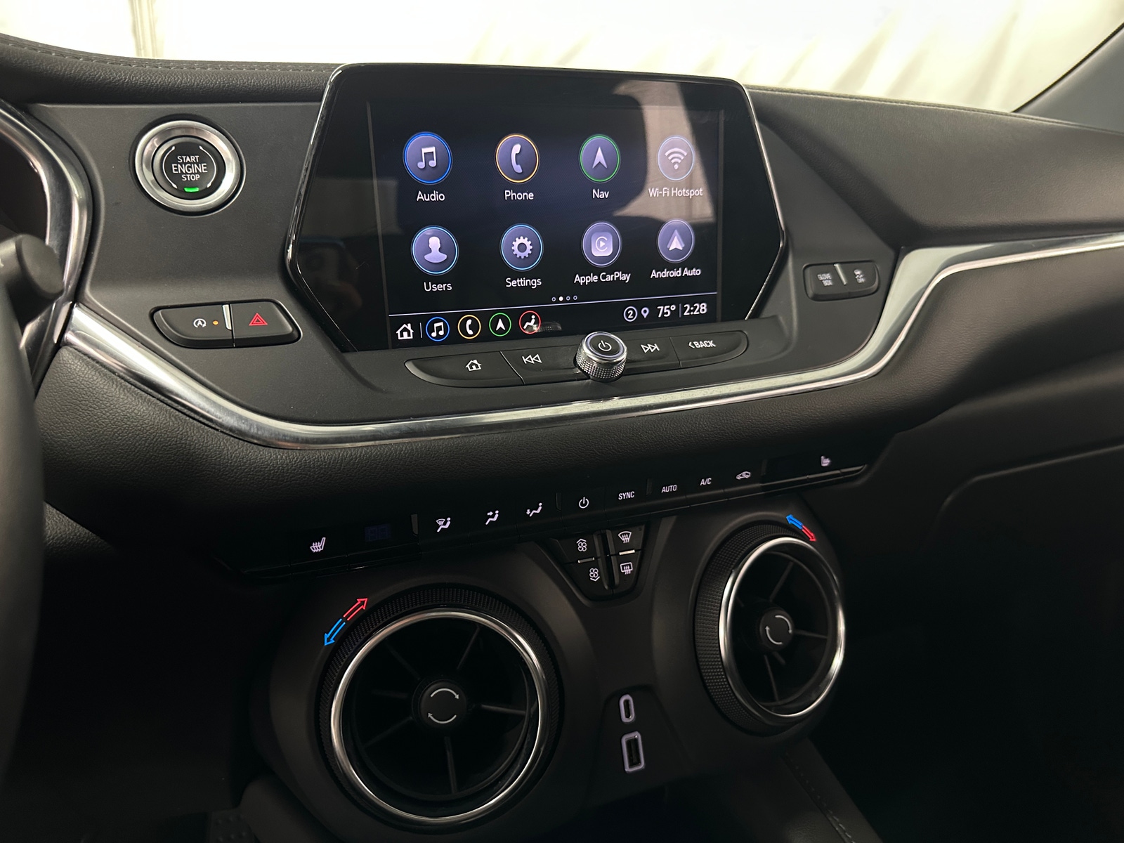 Thumbnail: 2022 Chevrolet Blazer - 3
