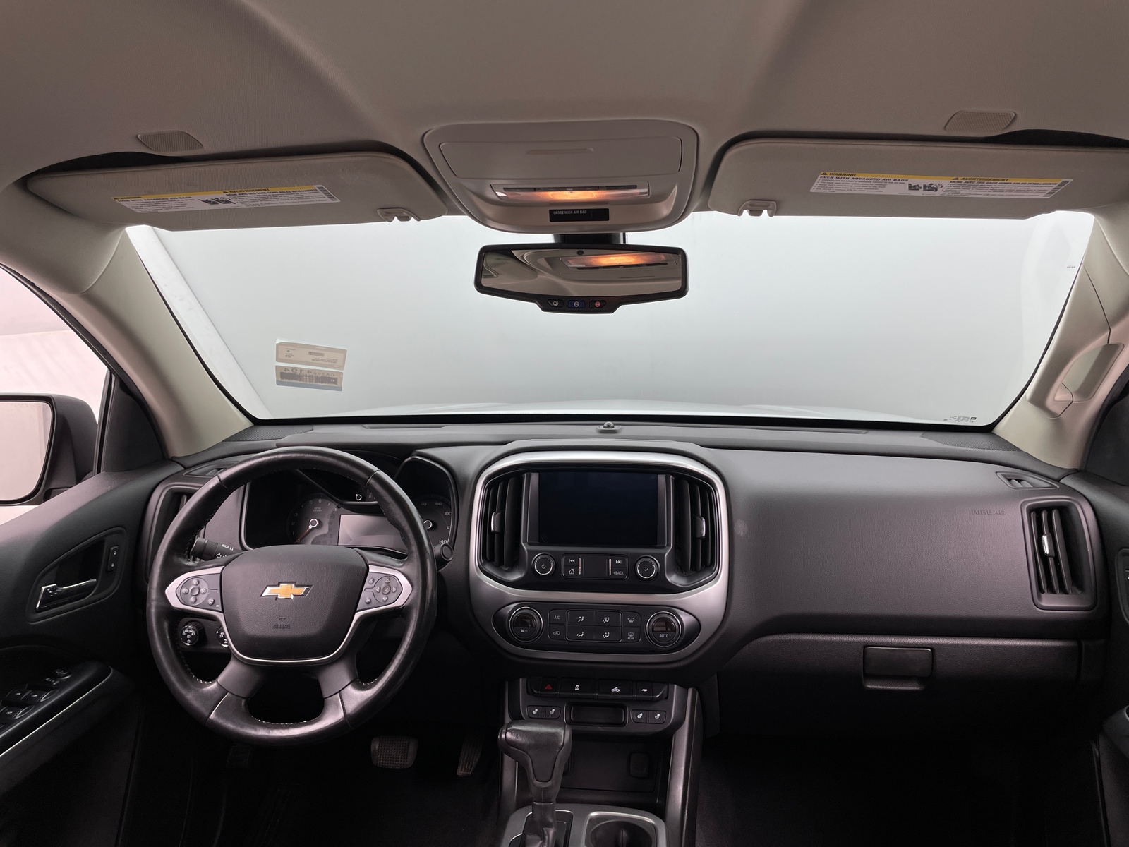Thumbnail: 2019 Chevrolet Colorado - 3