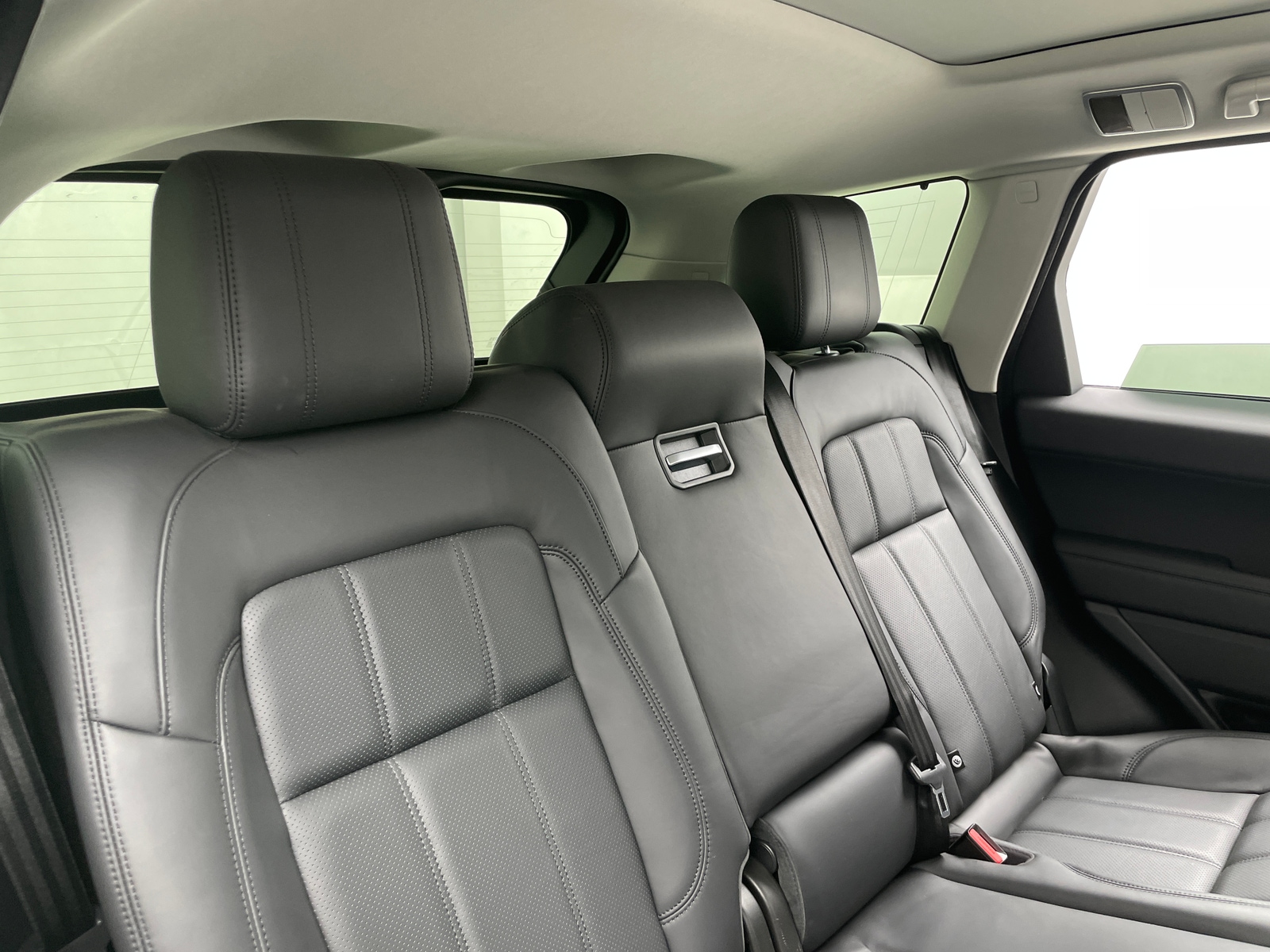 Thumbnail: 2019 Land Rover Range Rover Sport - 5