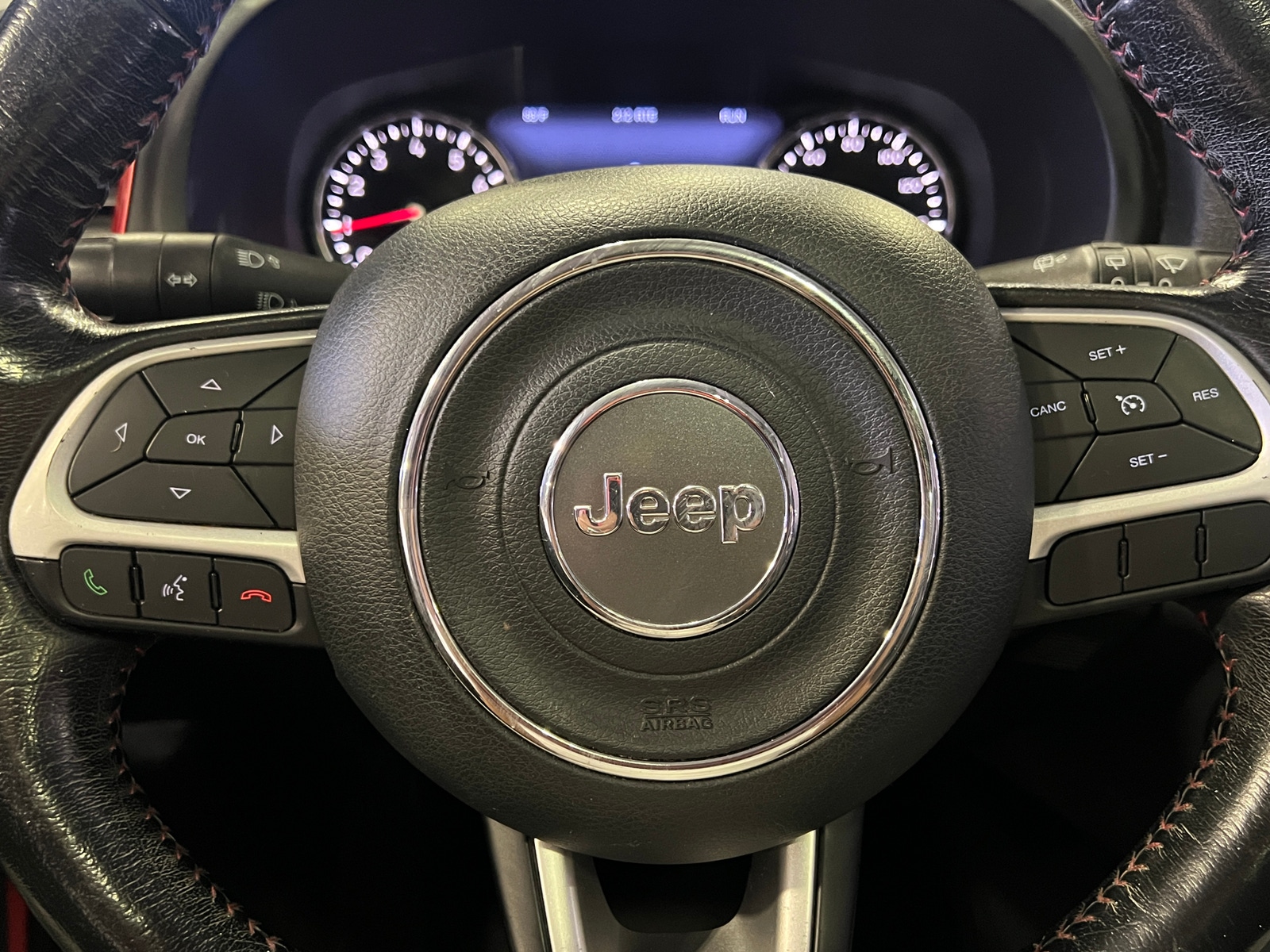 Thumbnail: 2020 Jeep Renegade - 4