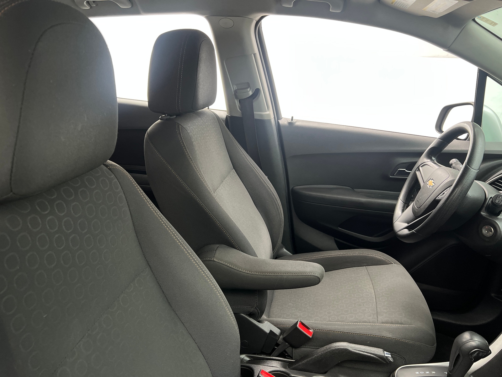Thumbnail: 2018 Chevrolet Trax - 2