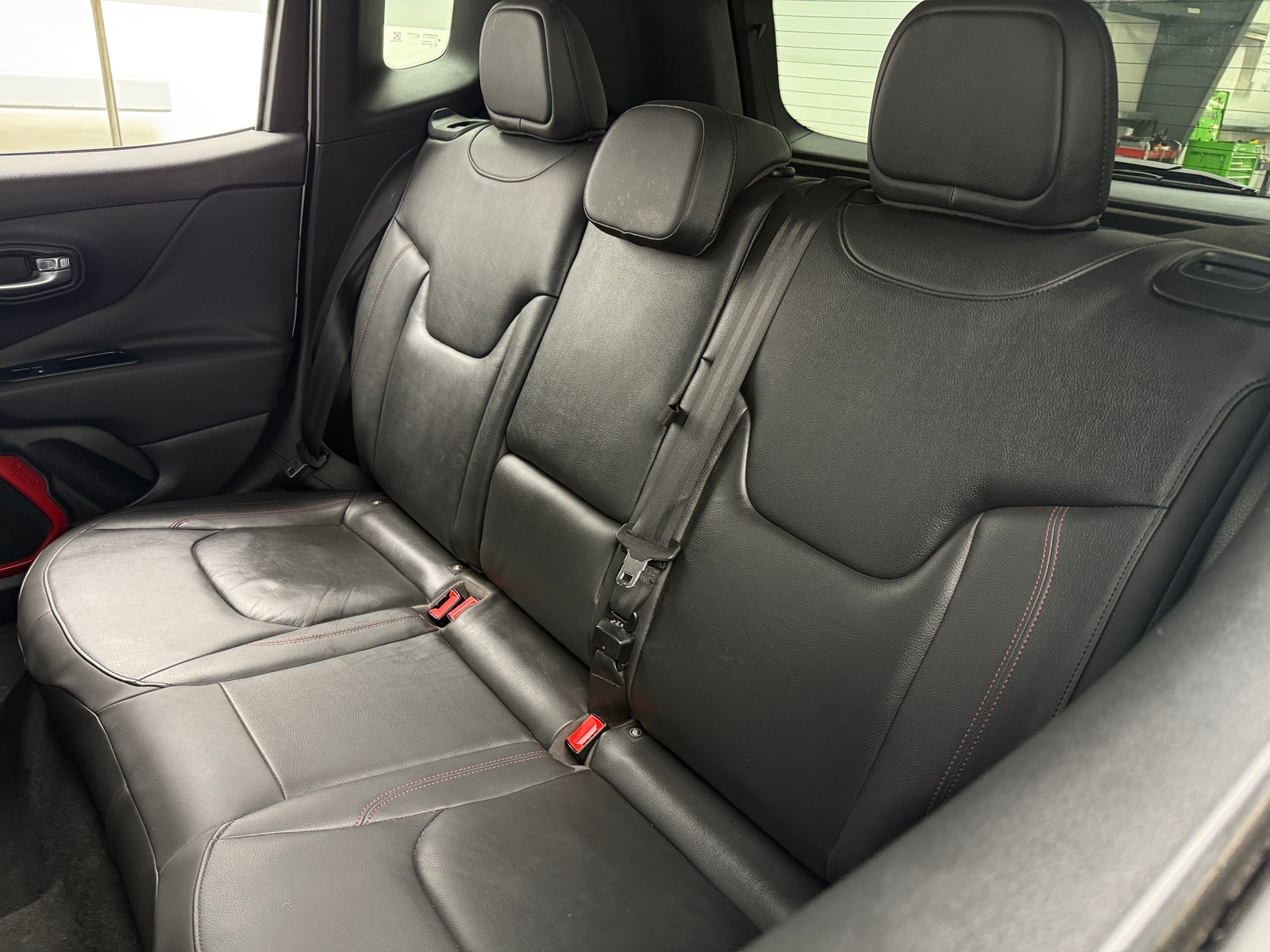 Thumbnail: 2016 Jeep Renegade - 6