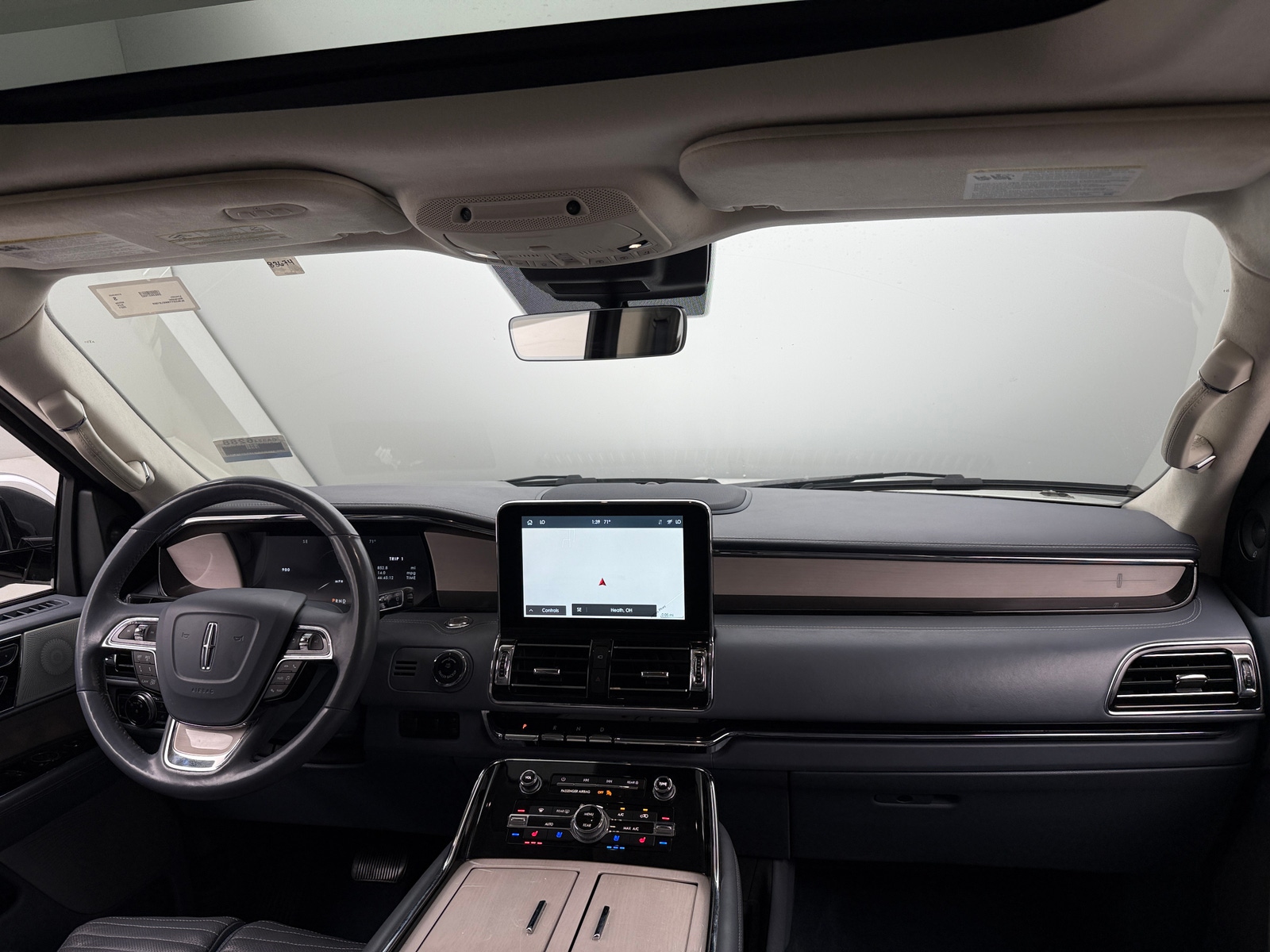 Thumbnail: 2021 Lincoln Navigator - 2