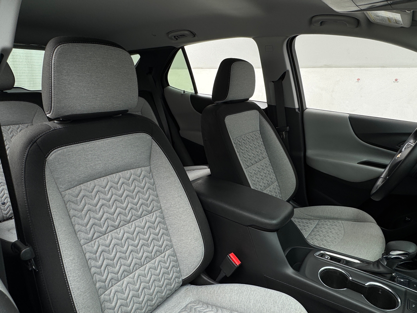 Thumbnail: 2023 Chevrolet Equinox - 2