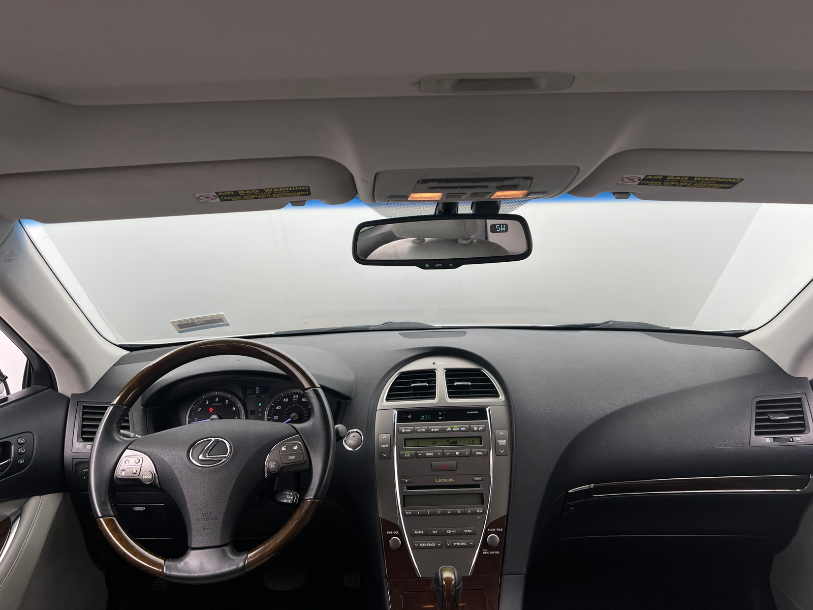 Thumbnail: 2011 Lexus ES - 2