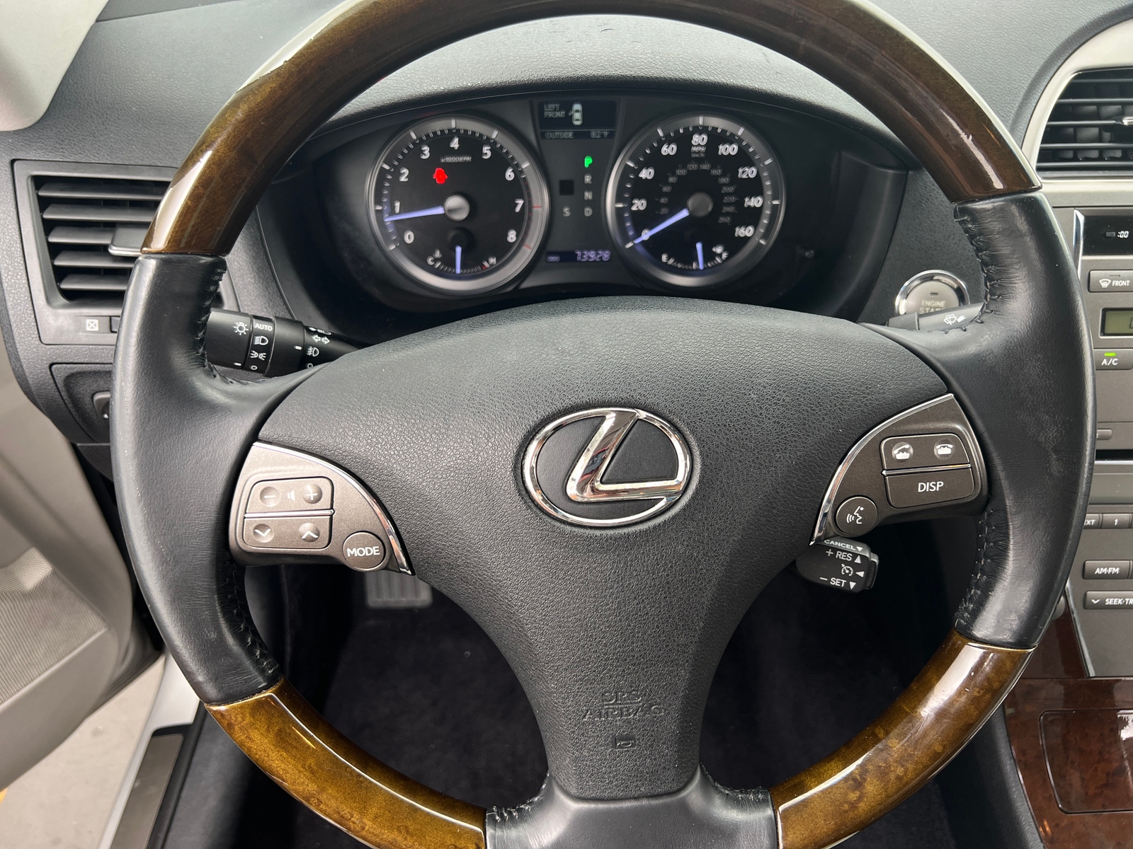 Thumbnail: 2011 Lexus ES - 3