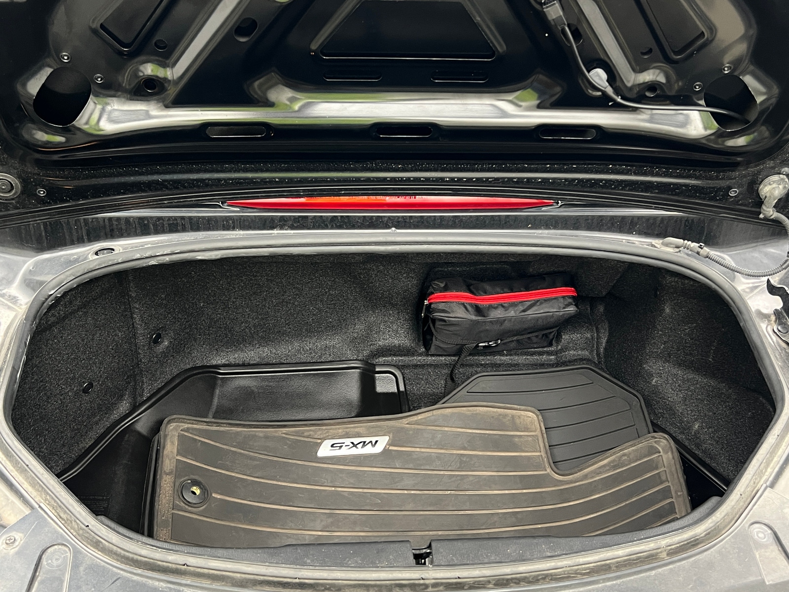 Thumbnail: 2016 Mazda MX-5 Miata - 5