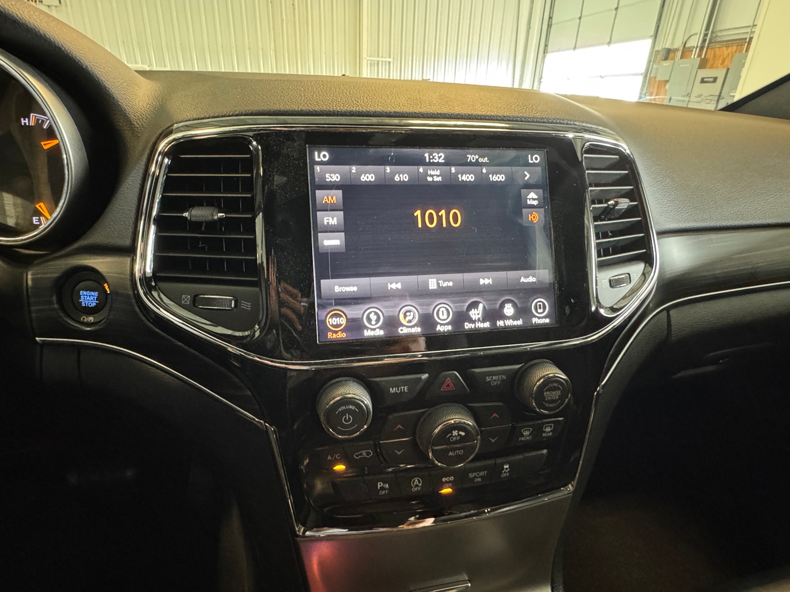 Thumbnail: 2019 Jeep Grand Cherokee - 3