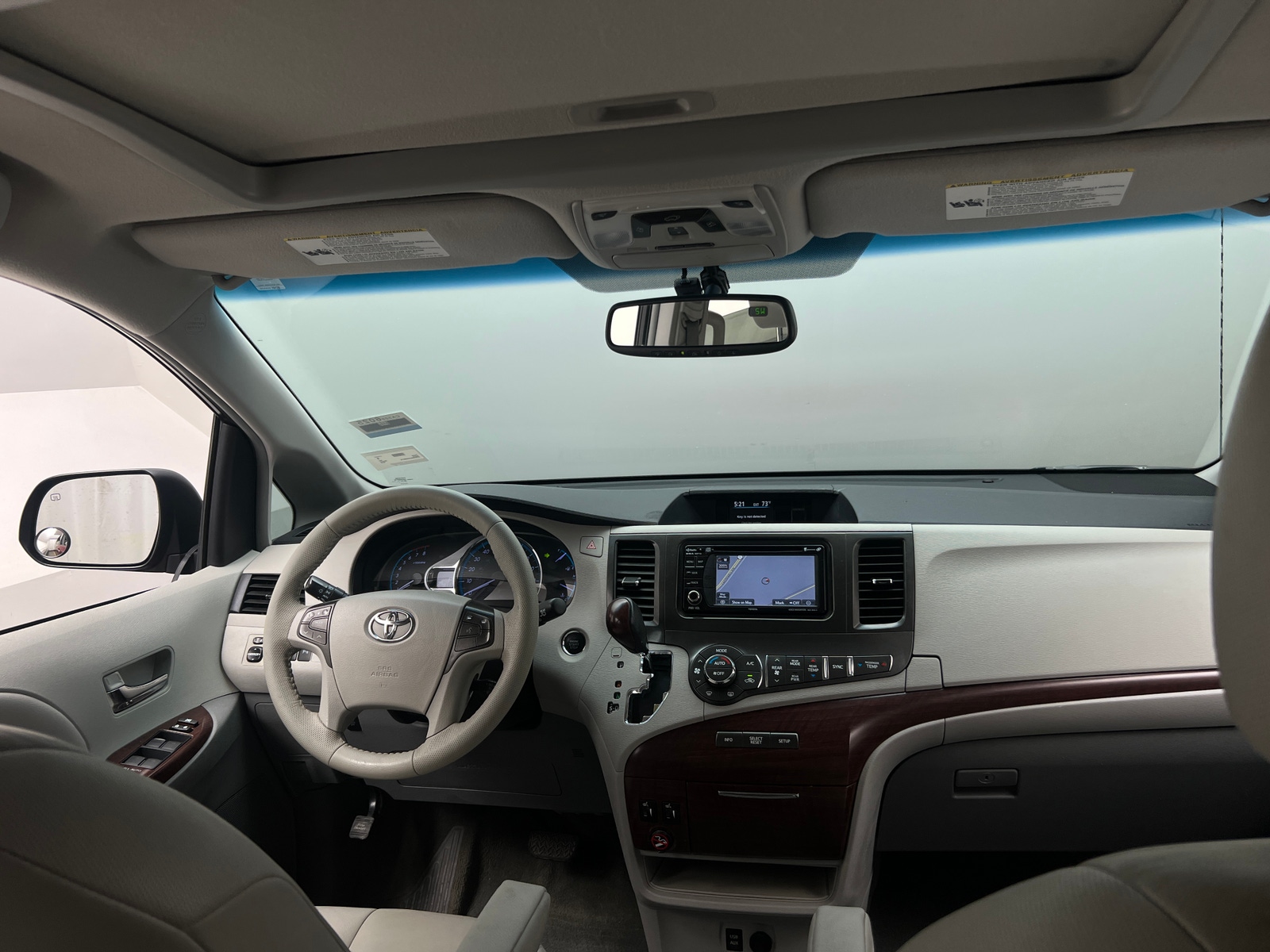 Thumbnail: 2014 Toyota Sienna - 2