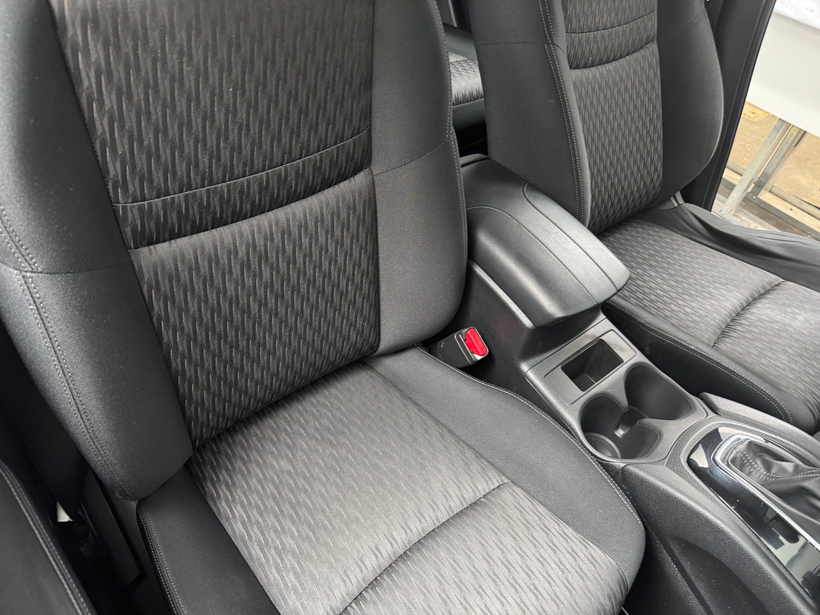 Thumbnail: 2019 Nissan Rogue - 2