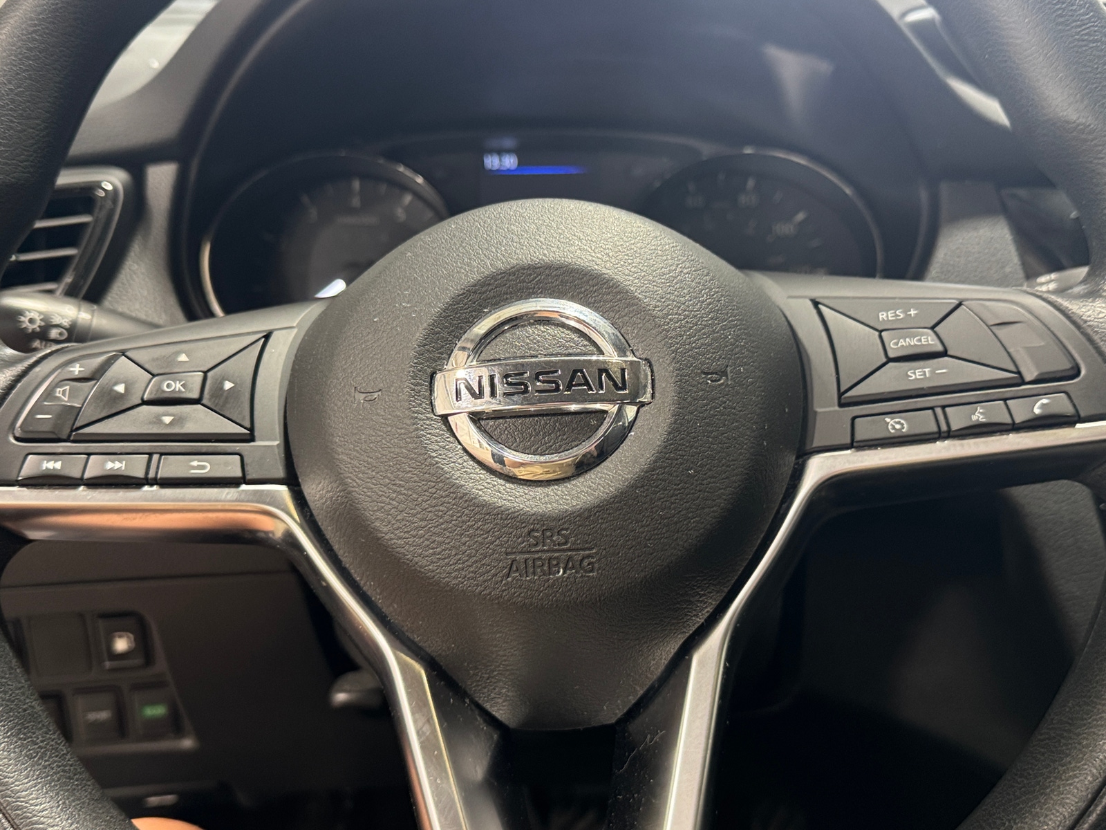 Thumbnail: 2019 Nissan Rogue - 5